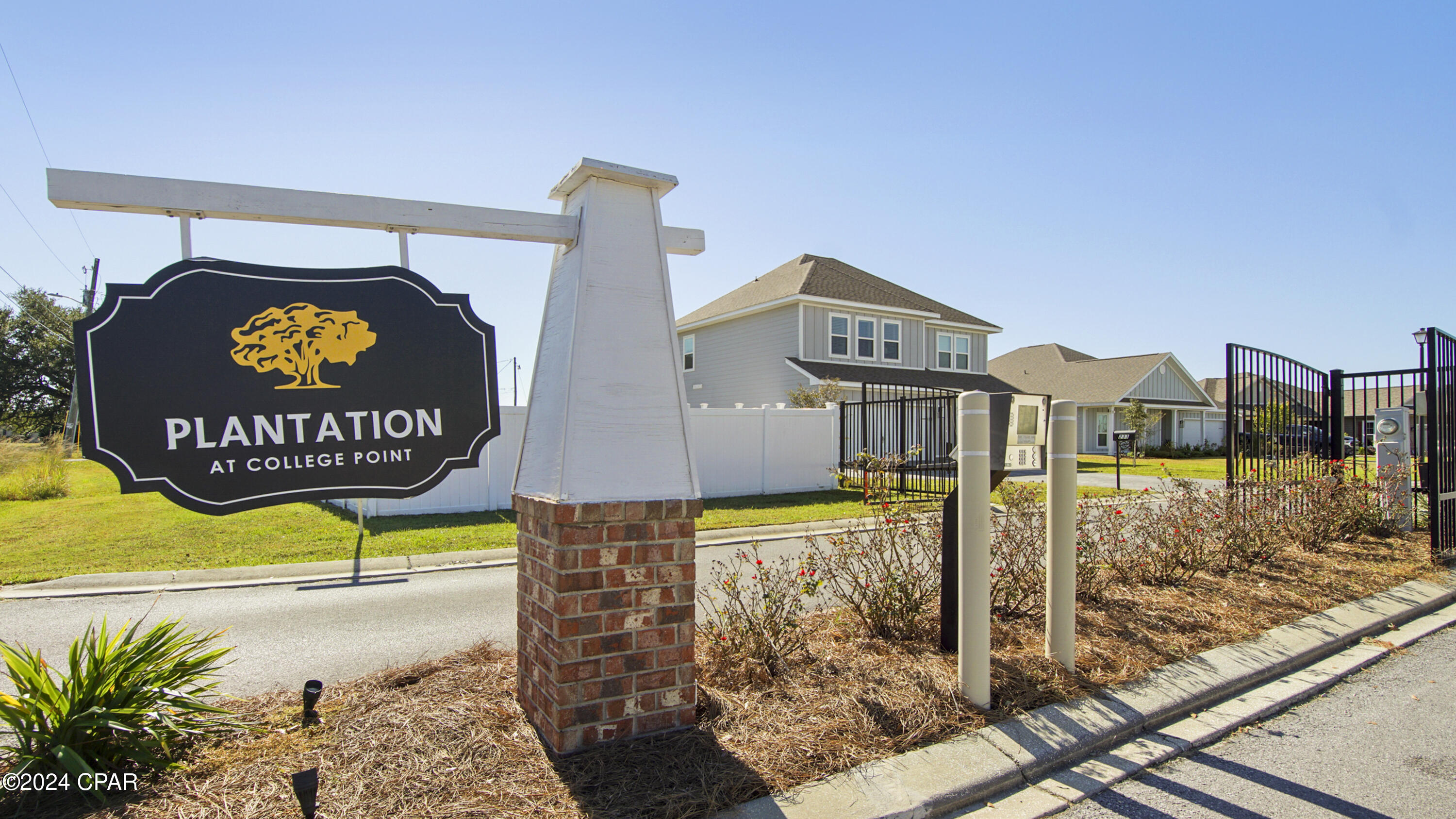 Plantation at College Point - Residential