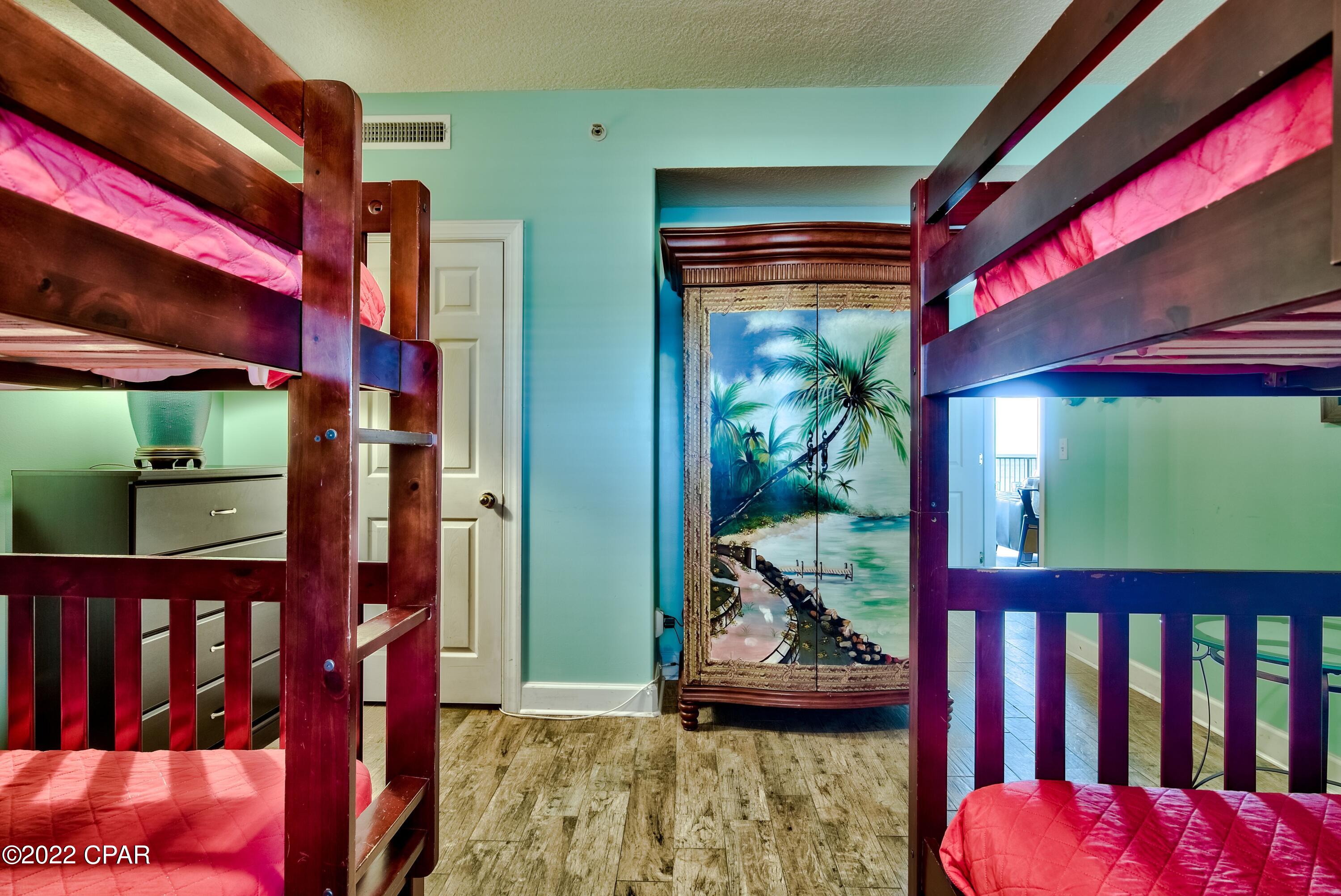 Tropic Winds - Residential