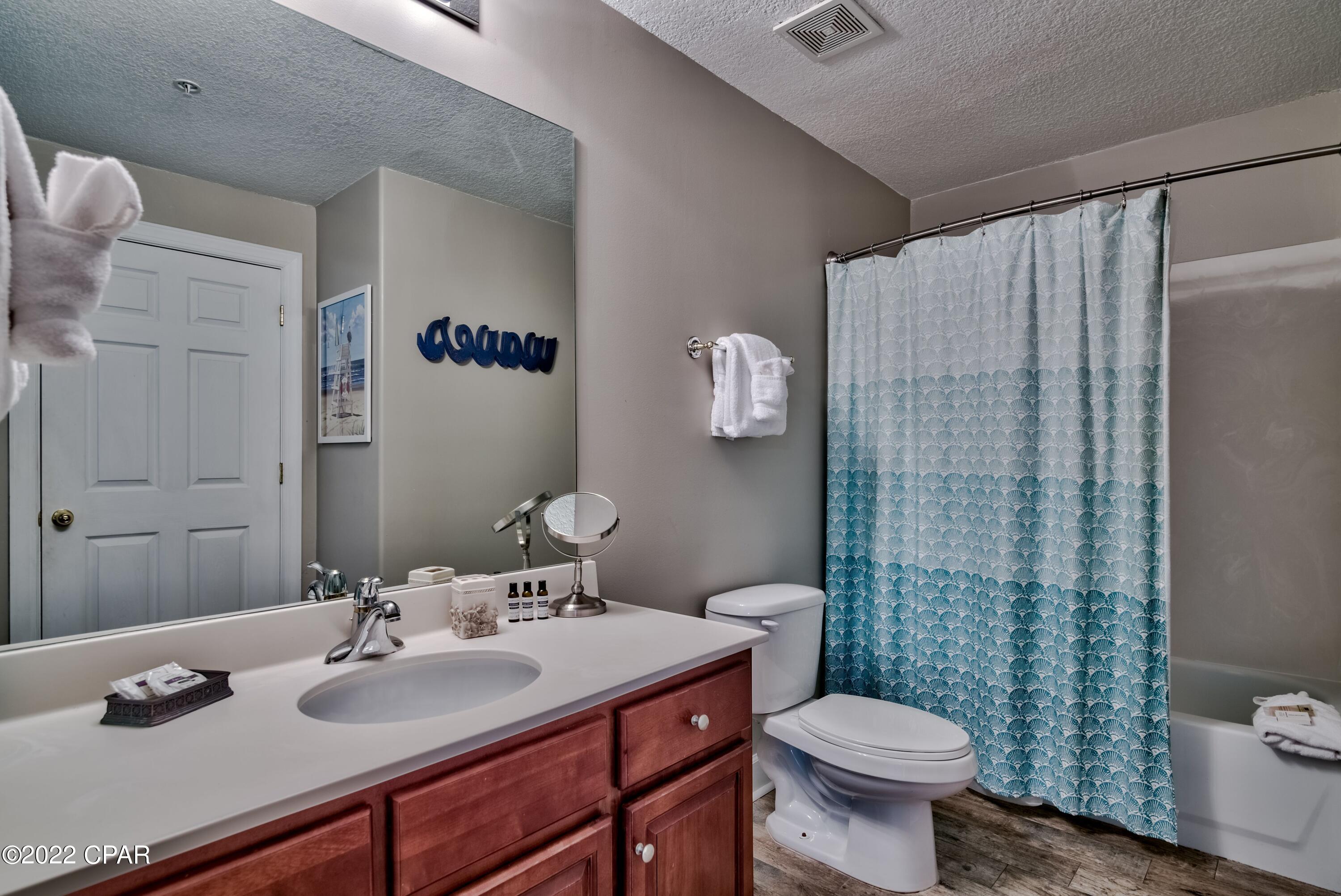 Tropic Winds - Residential