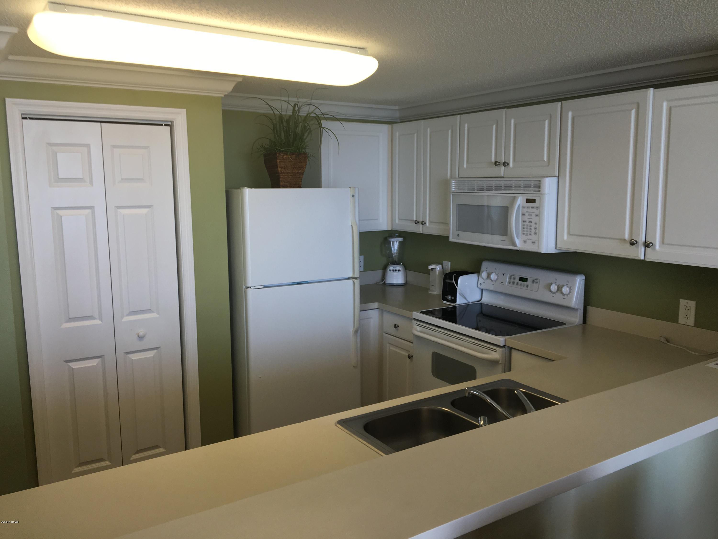 Majestic Beach Tower I - Residential