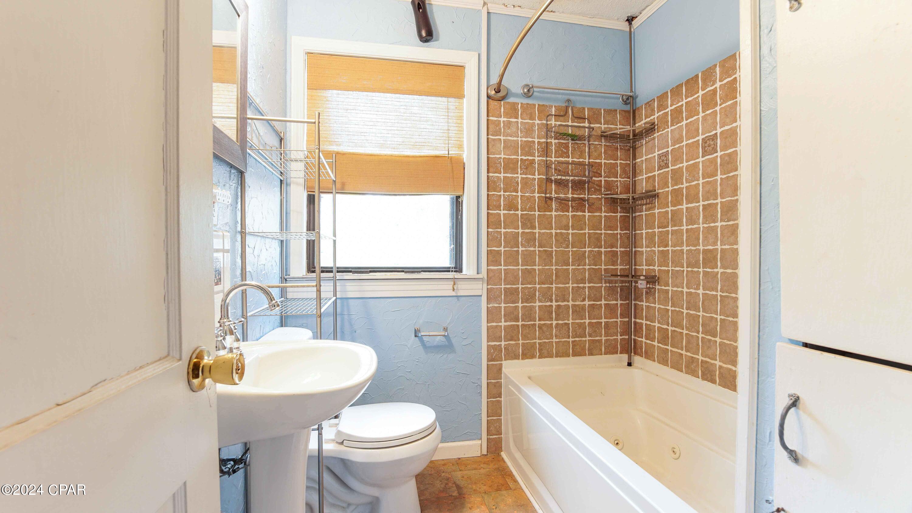 Caroline Add Unit 1 Amend - Residential