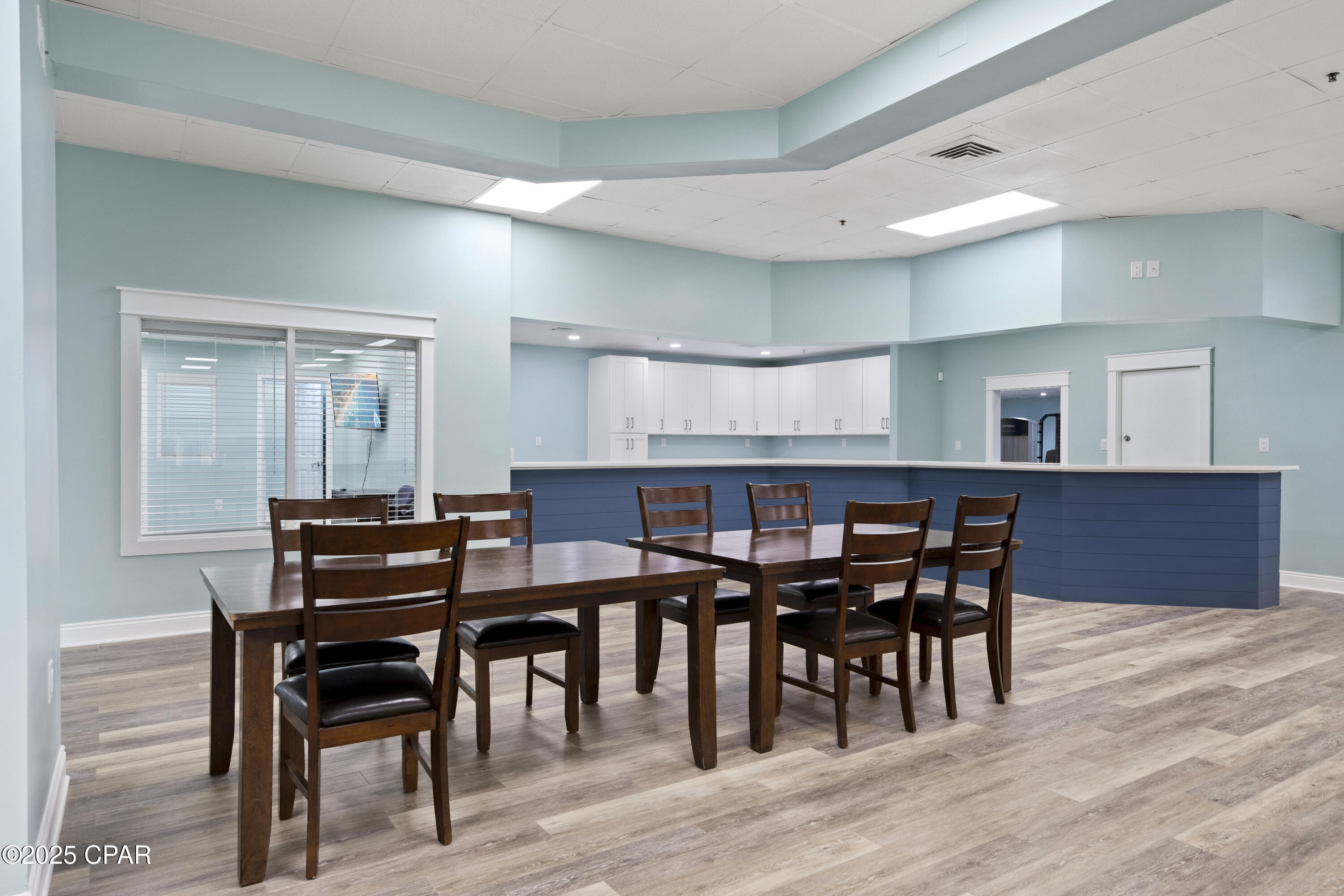 W H Parker - Commercial Lease