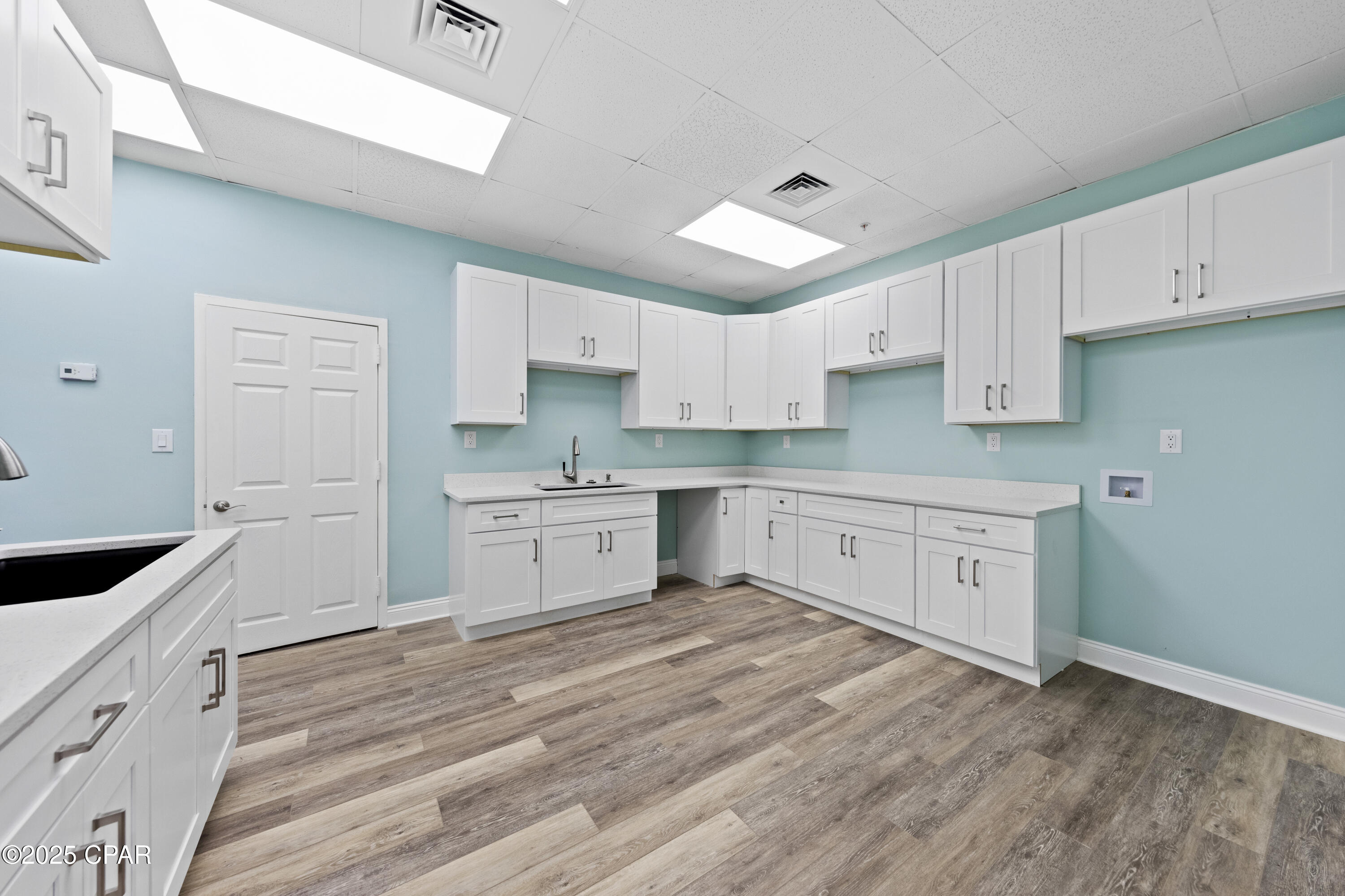 W H Parker - Commercial Lease