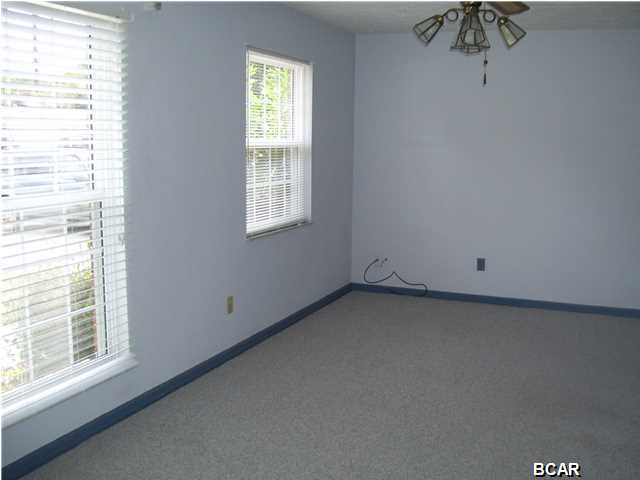 King Estates Unit 2 - Residential Lease