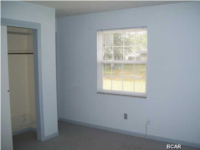 King Estates Unit 2 - Residential Lease