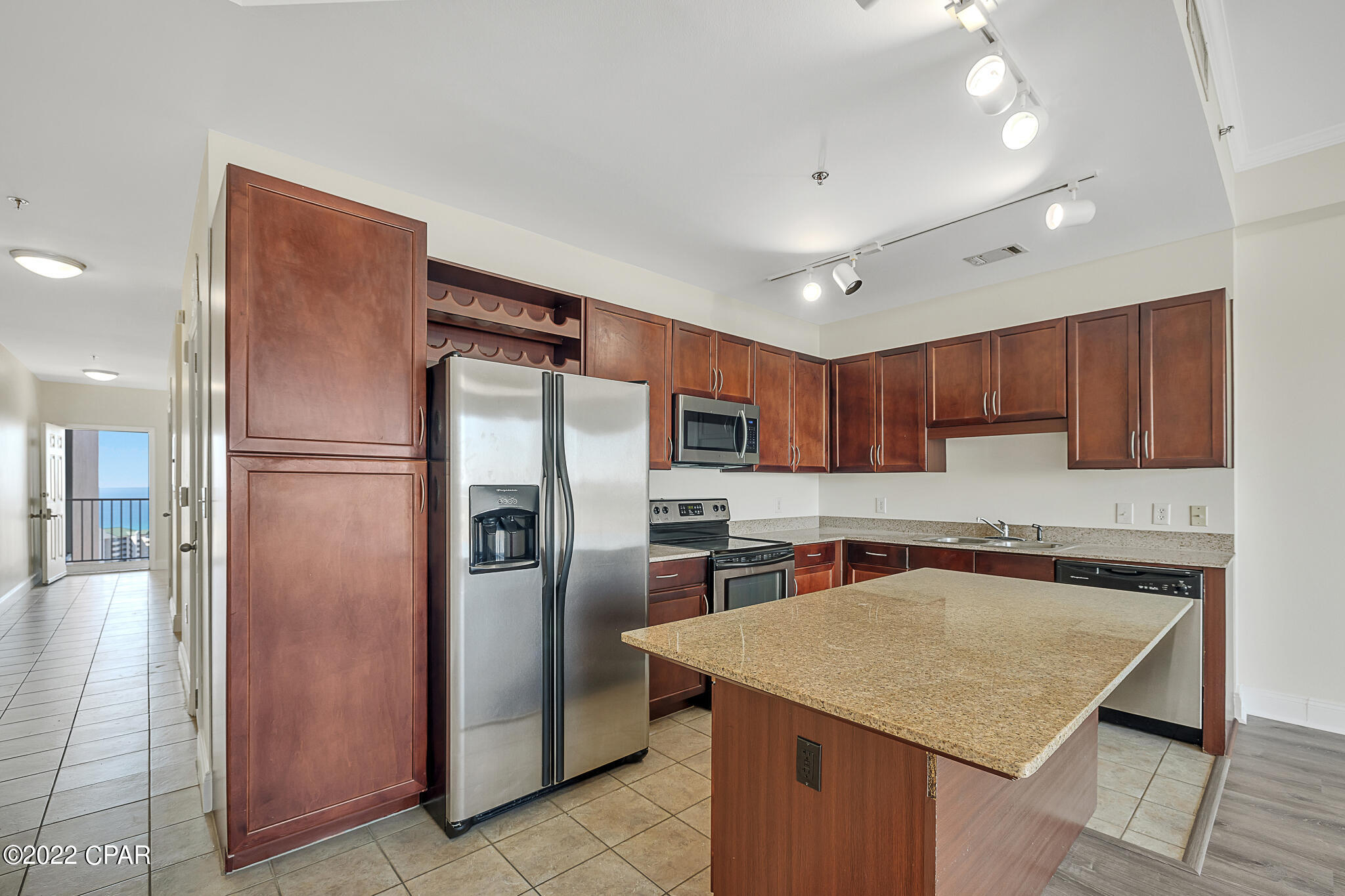 Laketown Wharf - Residential