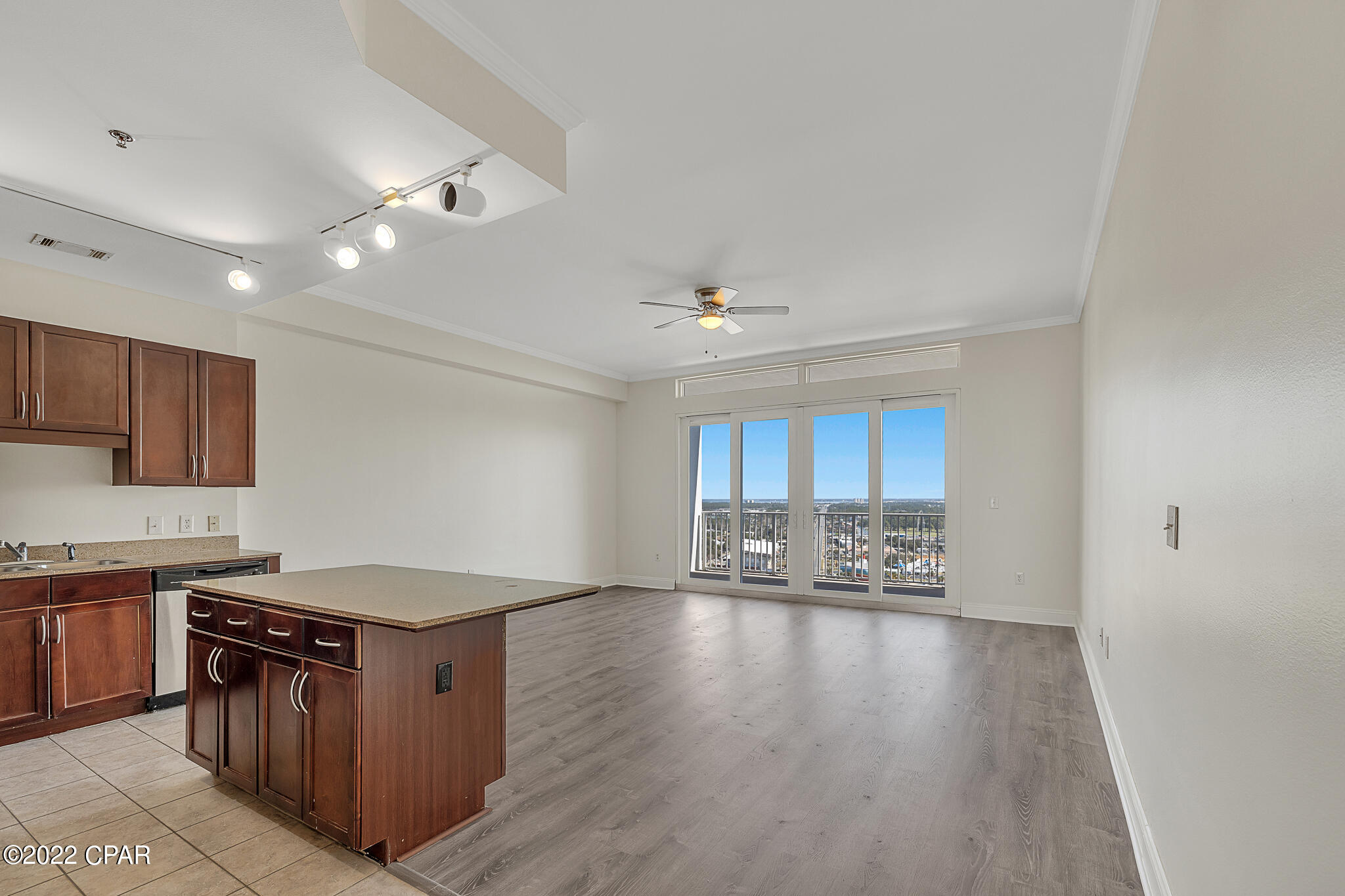 Laketown Wharf - Residential