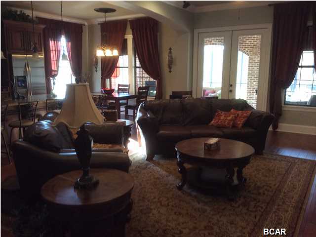 Hawks Landing - Residential