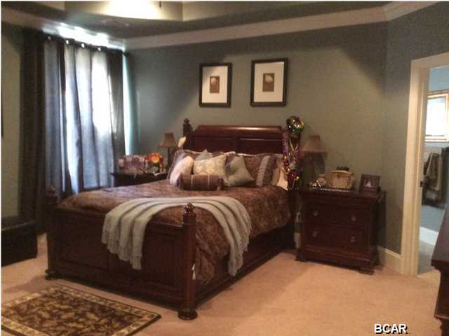 Hawks Landing - Residential