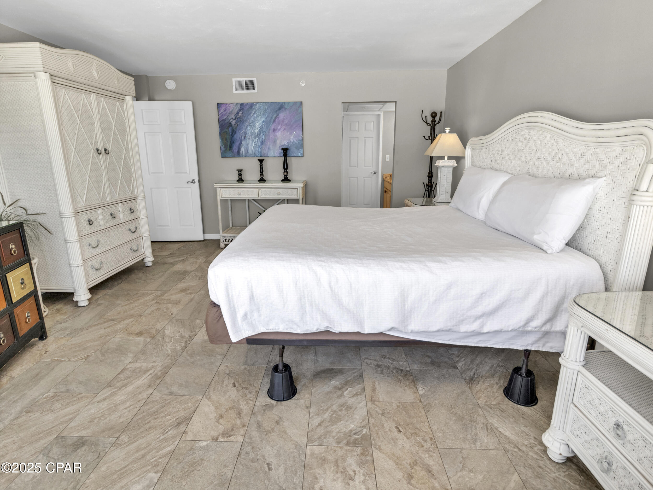 Edgewater Tower III - Residential