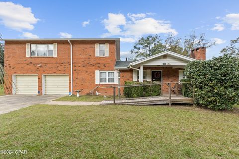 A home in Bonifay