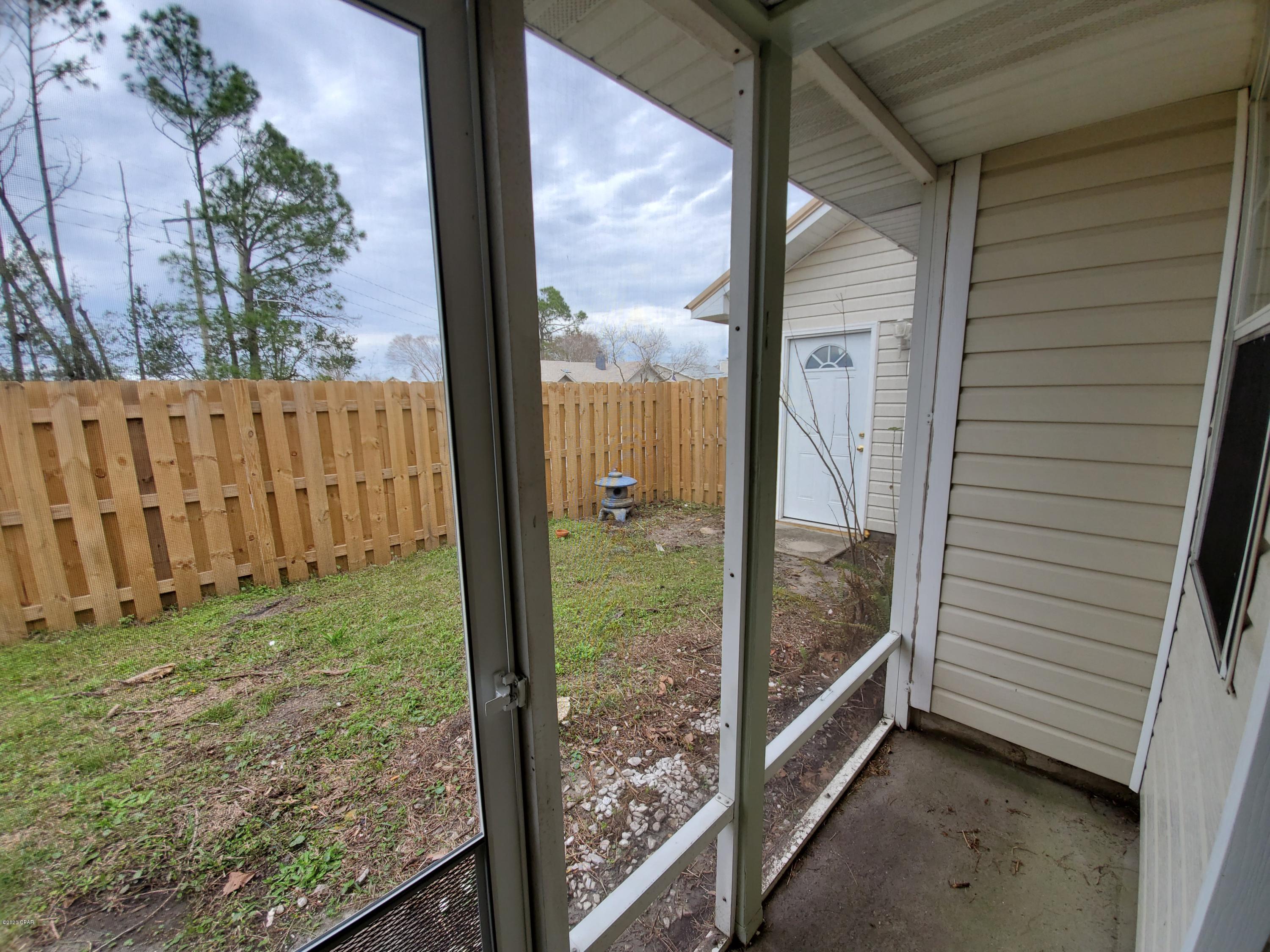 [No Recorded Subdiv] - Residential Lease