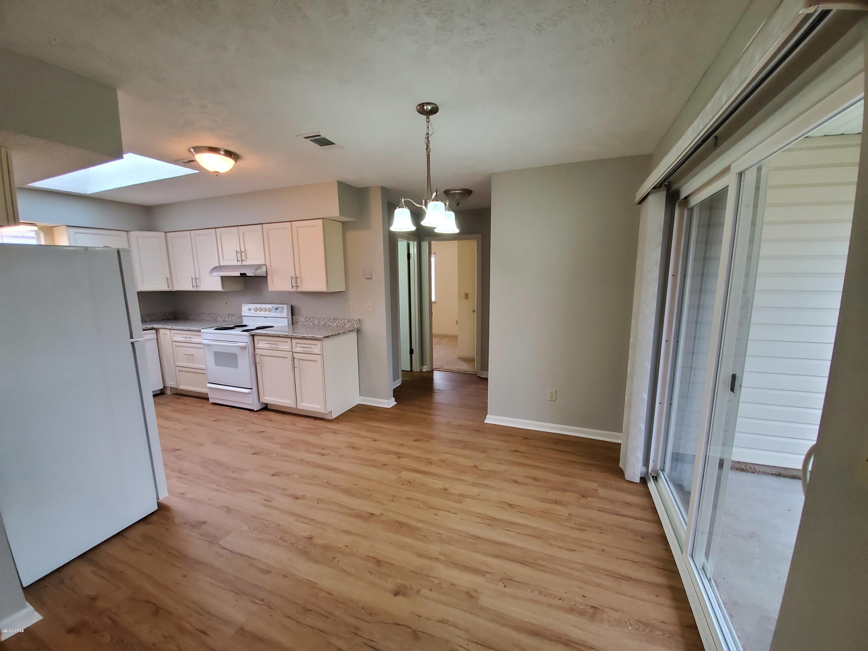 [No Recorded Subdiv] - Residential Lease