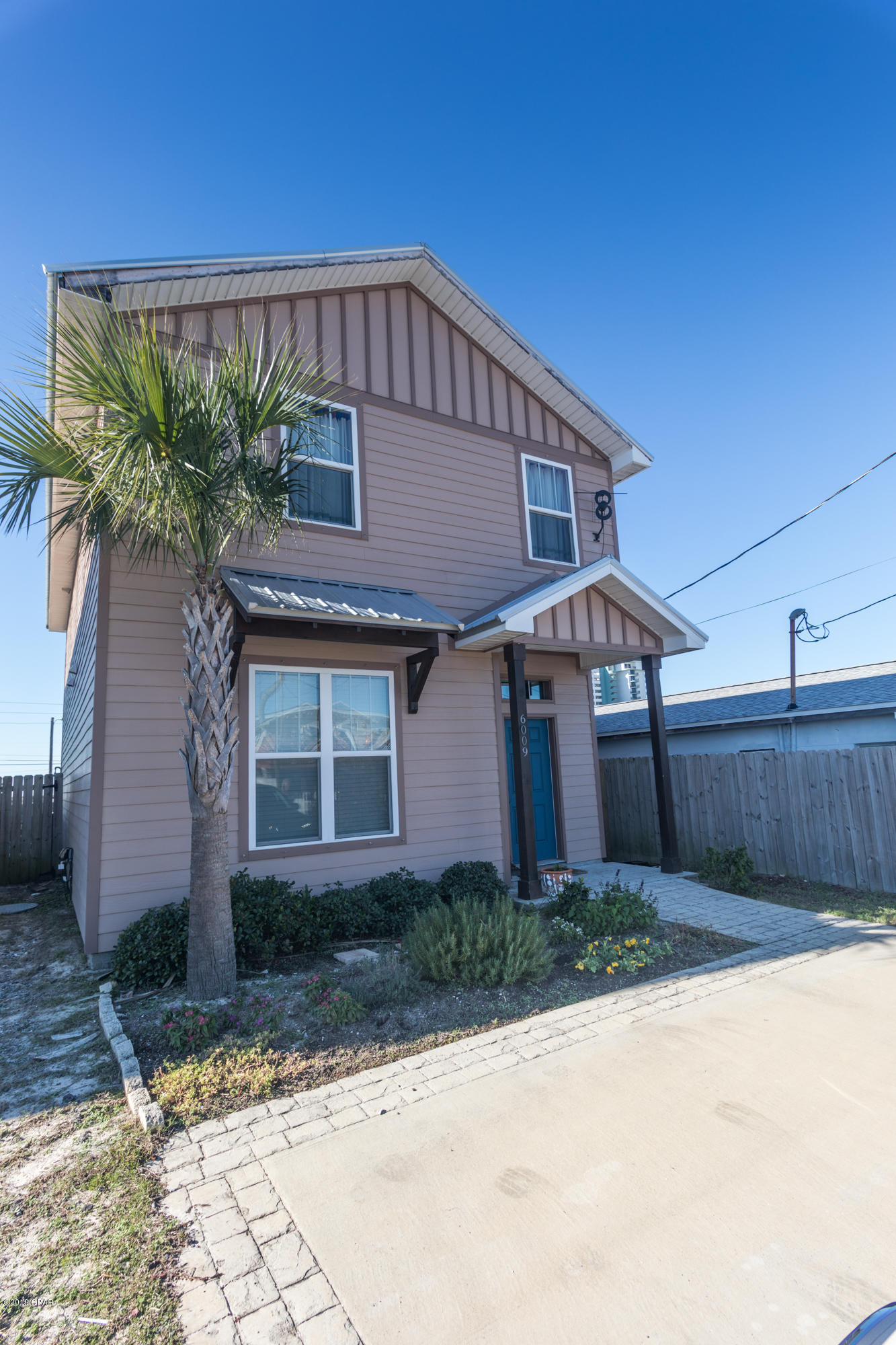 Crescent Beach Unit 1 - Residential