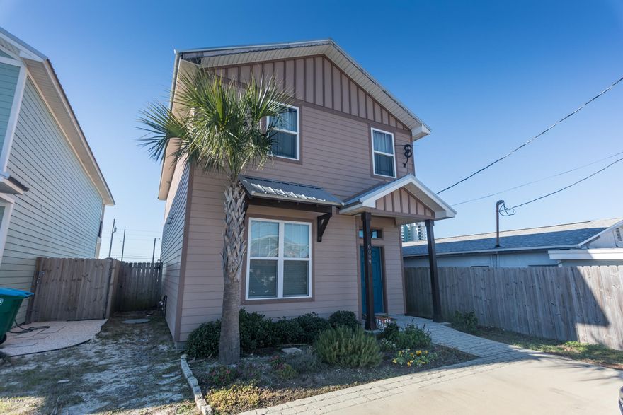 CURRENTLY UNDER CONTRACT, SELLER ACCEPTING BACKUP OFFERS' 

This is a 3 bedroom 3 bath with unobtructed views of the GUlf. There are 2 master bedrooms , 1 on the first floor and the other is on the 2nd floor with private bath, double vanity, walk in closet and balcony overlooking the back yard and wonderful views of the Gulf. Additional bedroom and bath on 2nd floor as well as large laundry room. The first floor has open kitchen and living room concept, kitchen has custom cabinets and granite counter tops and upgraded stainless appliance package. French doors lead out to the back yard with privacy fence and room for a pool with large deck. You are just a short walk to the Sandy White Beaches. This would be a great primary or vacational ren