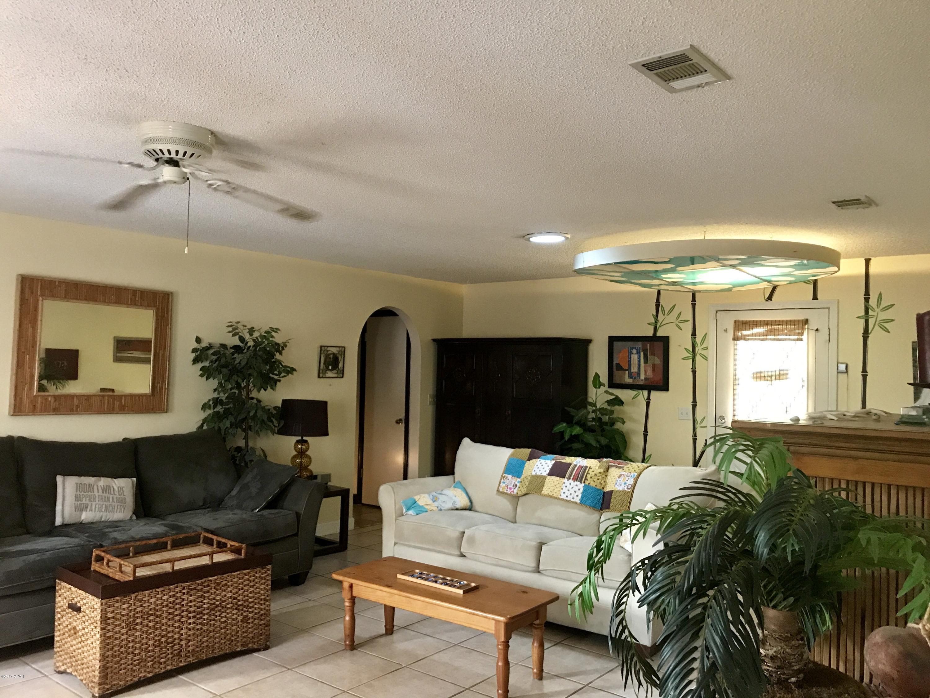 Diamond Head-Lakeside - Residential