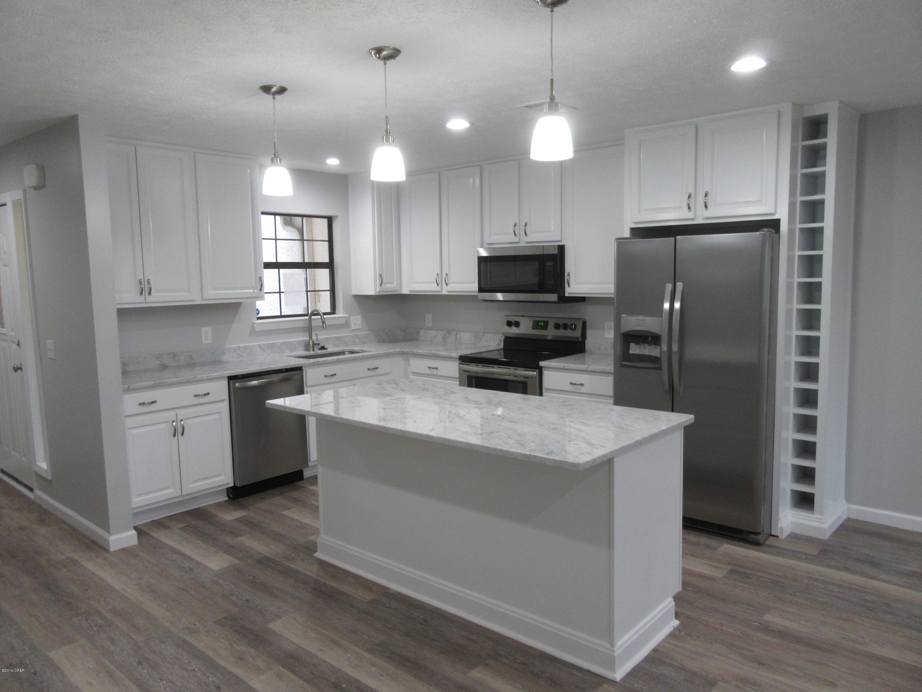 [No Recorded Subdiv] - Residential Lease