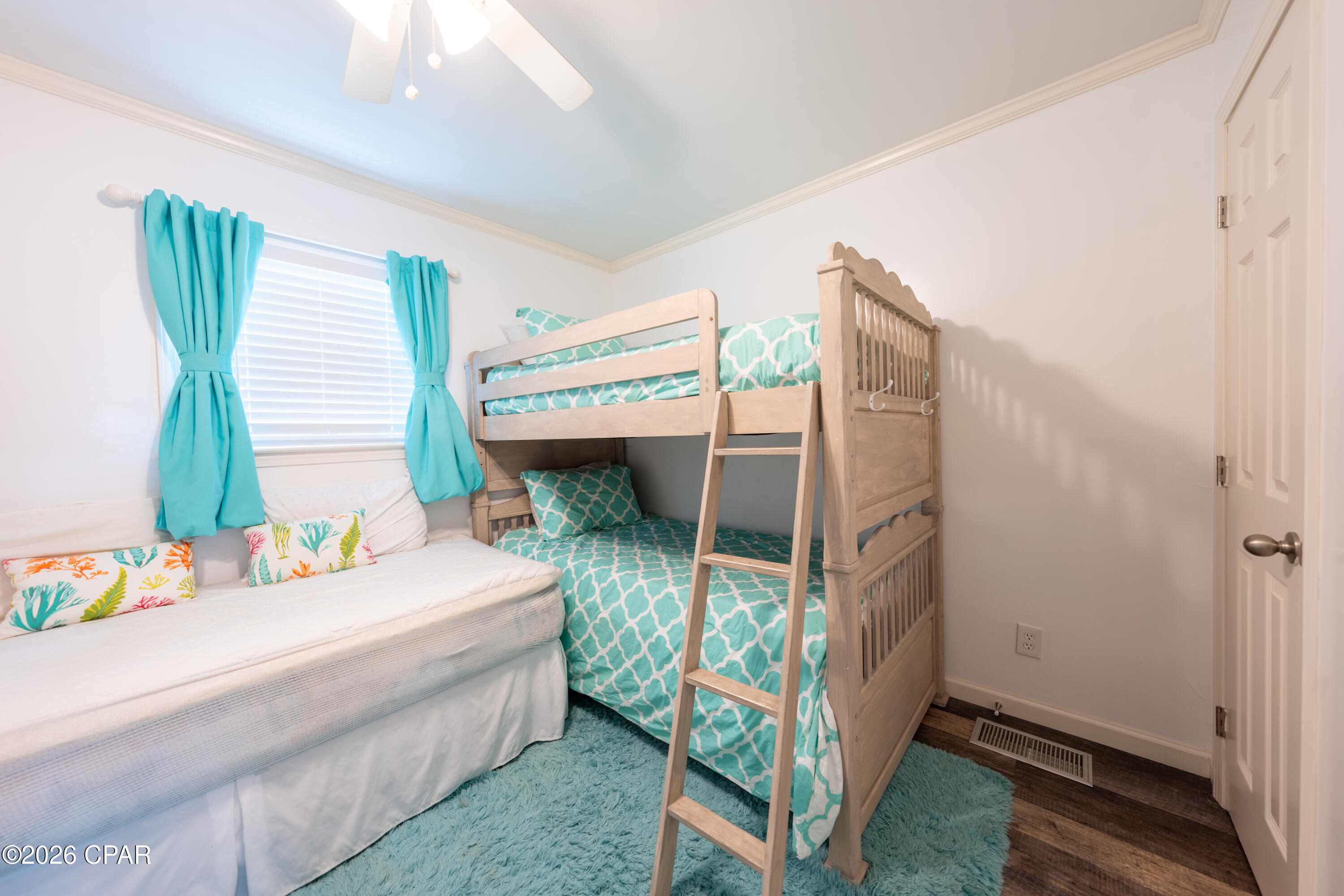 Venture Out Travel Trail - Residential