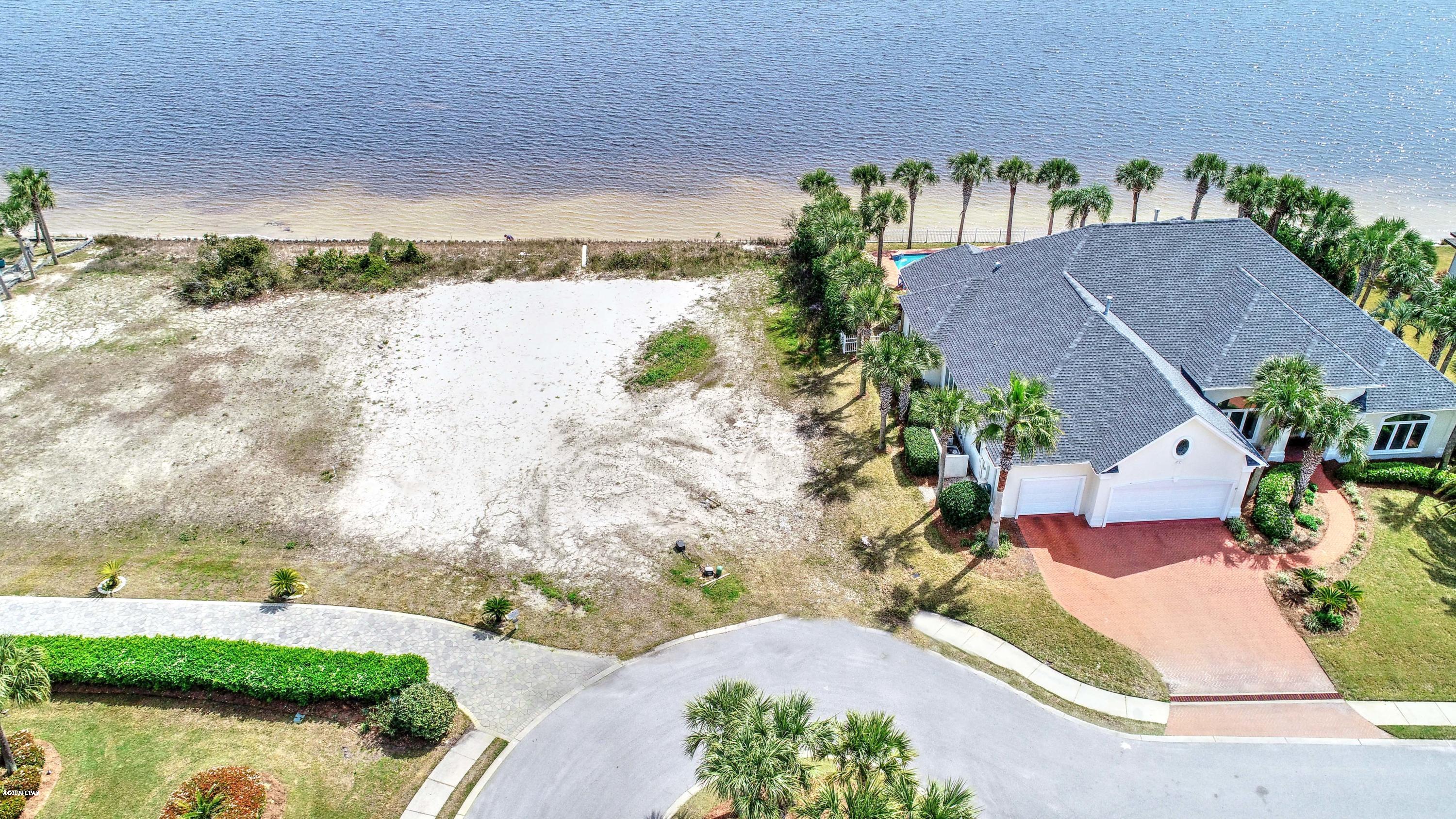 Dolphin Bay Ph I - Land