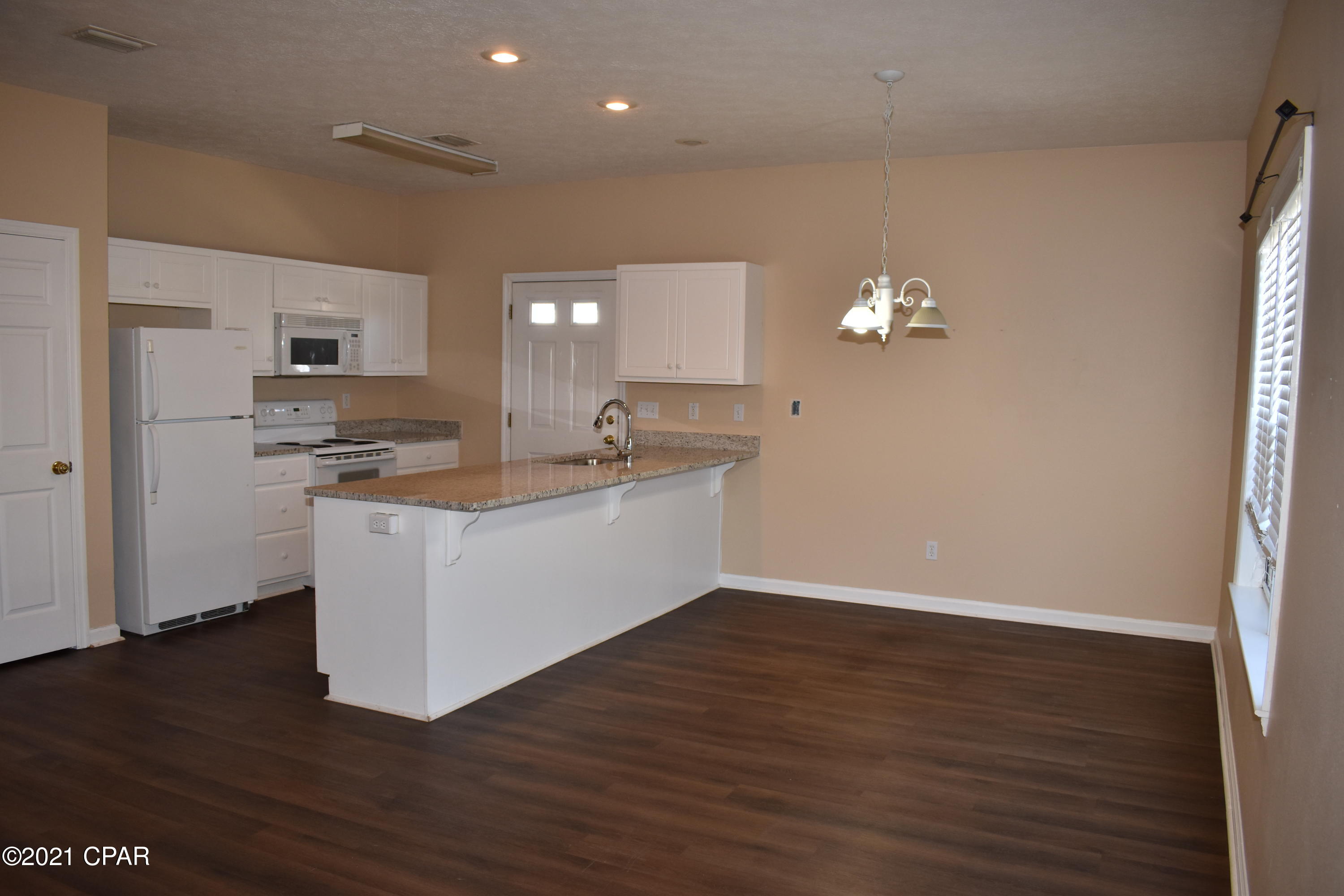 [No Recorded Subdiv] - Residential Lease