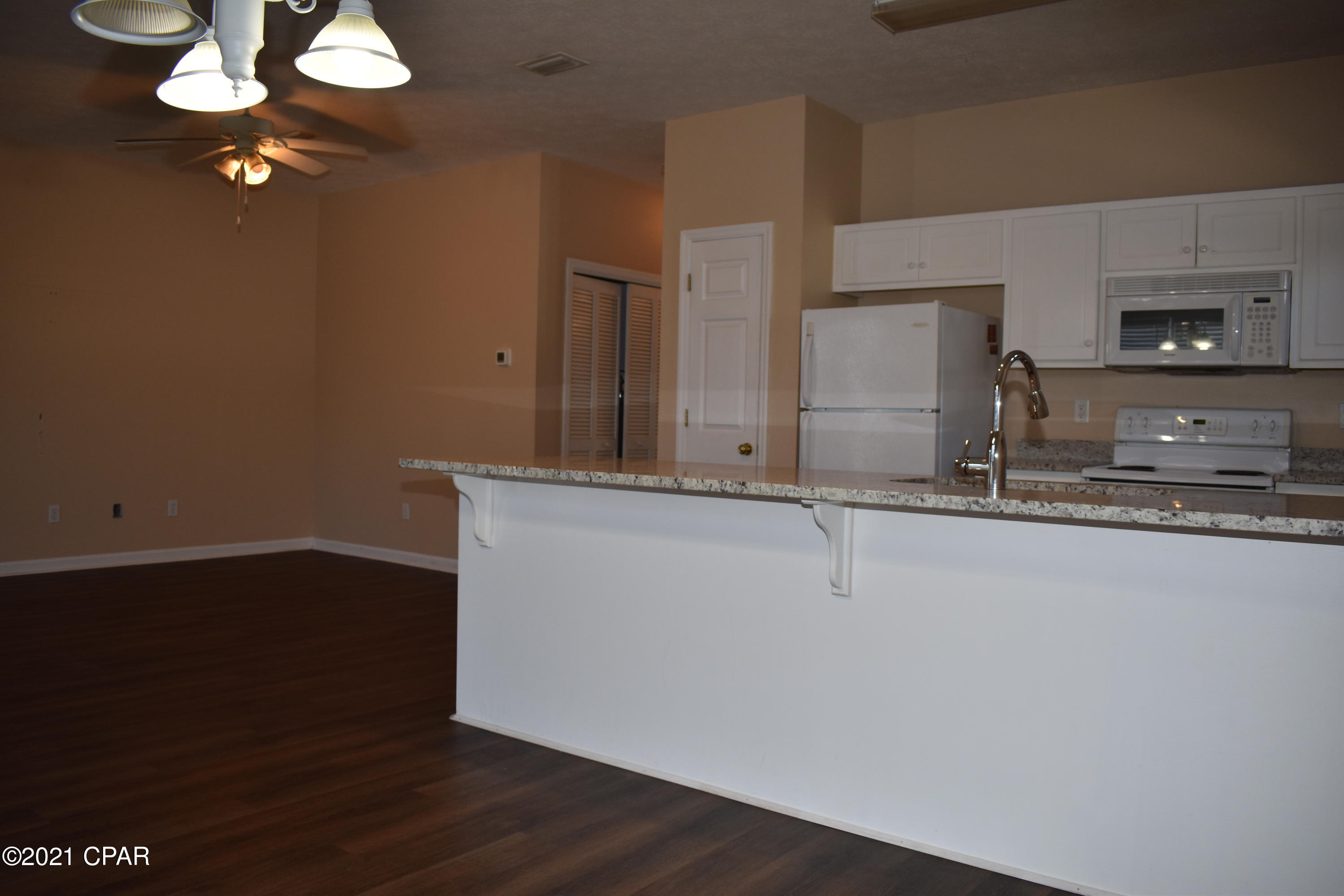 [No Recorded Subdiv] - Residential Lease