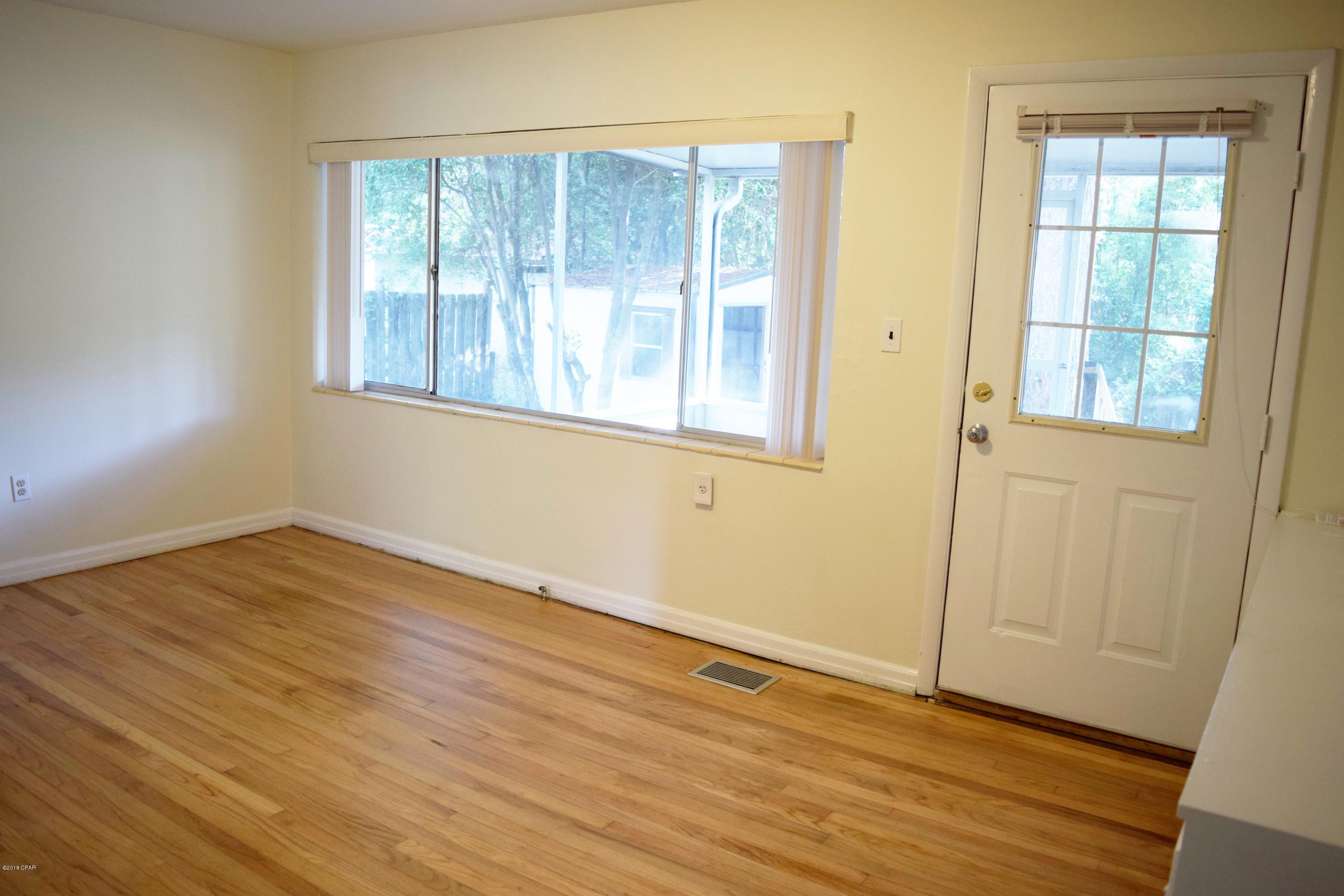 Cove Terrace 3rd (Sudduths 15th) - Residential