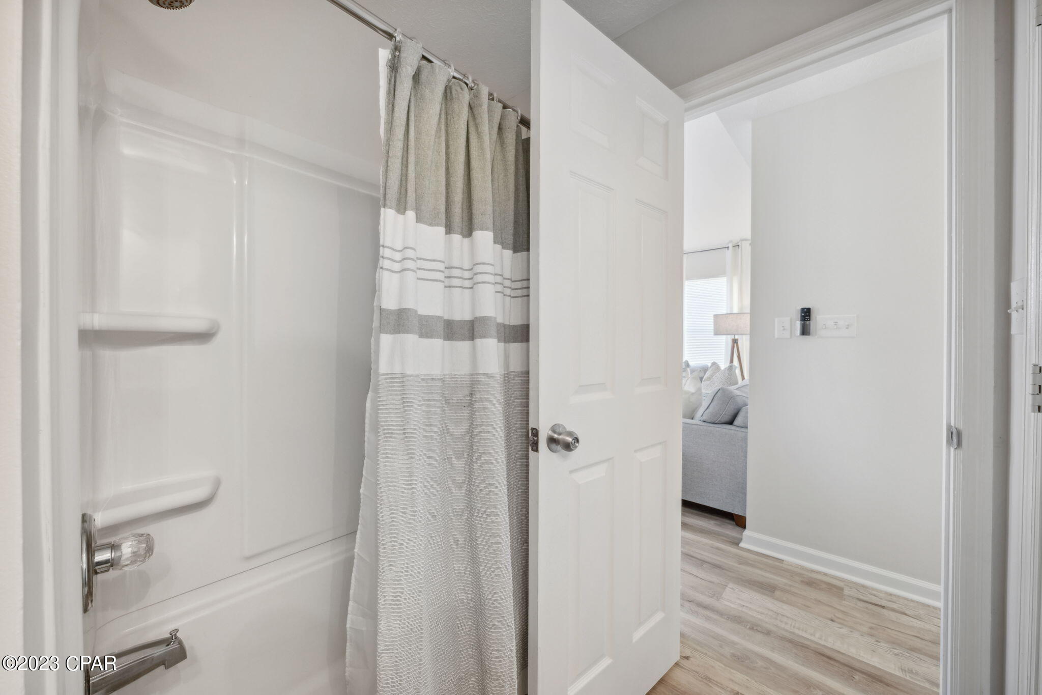 Palm Cove - Residential Lease