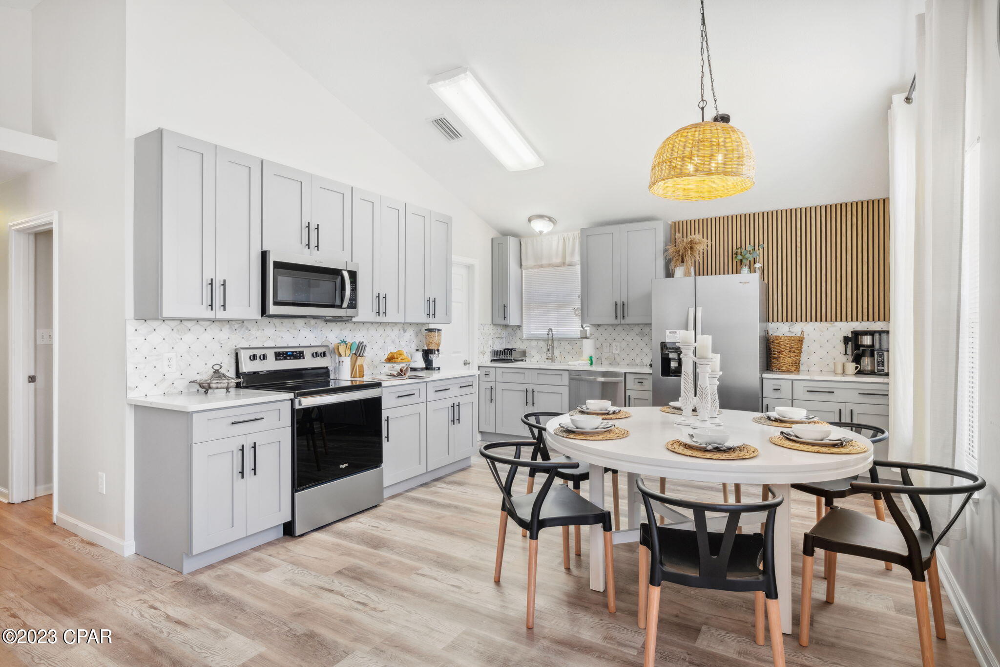 Palm Cove - Residential Lease