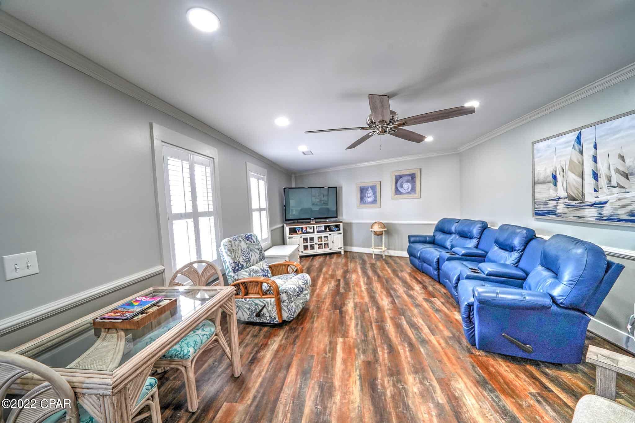 Venture Out Travel Trail - Residential