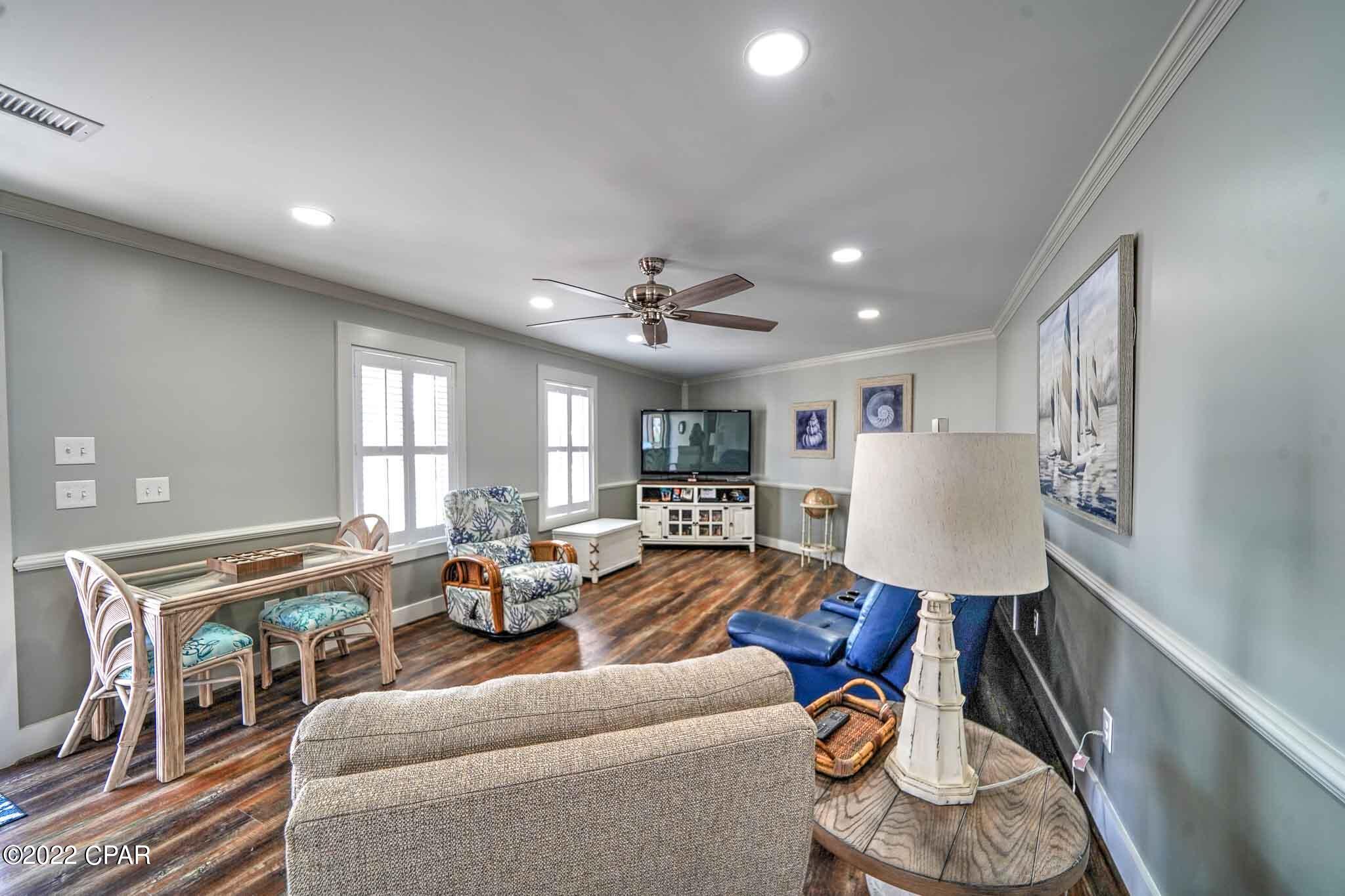 Venture Out Travel Trail - Residential