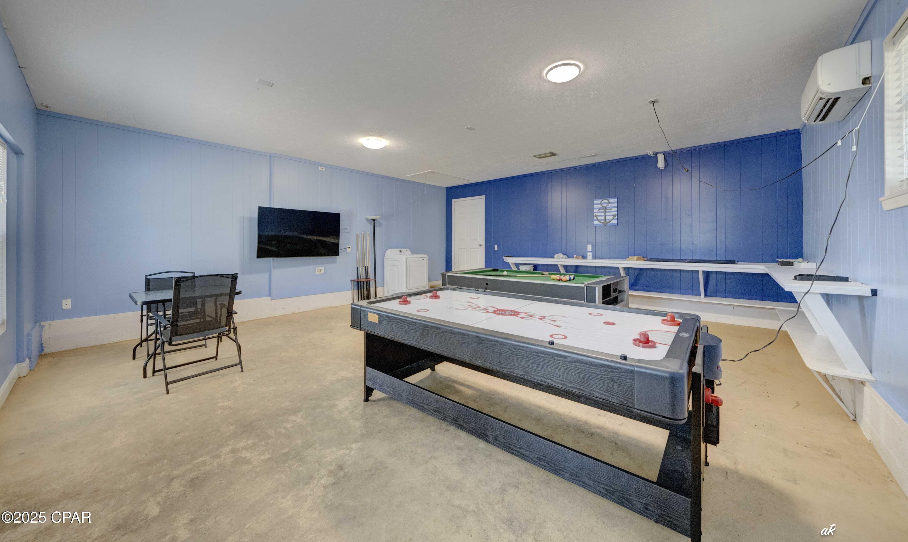 Thomas Drive Park U-2 - Residential