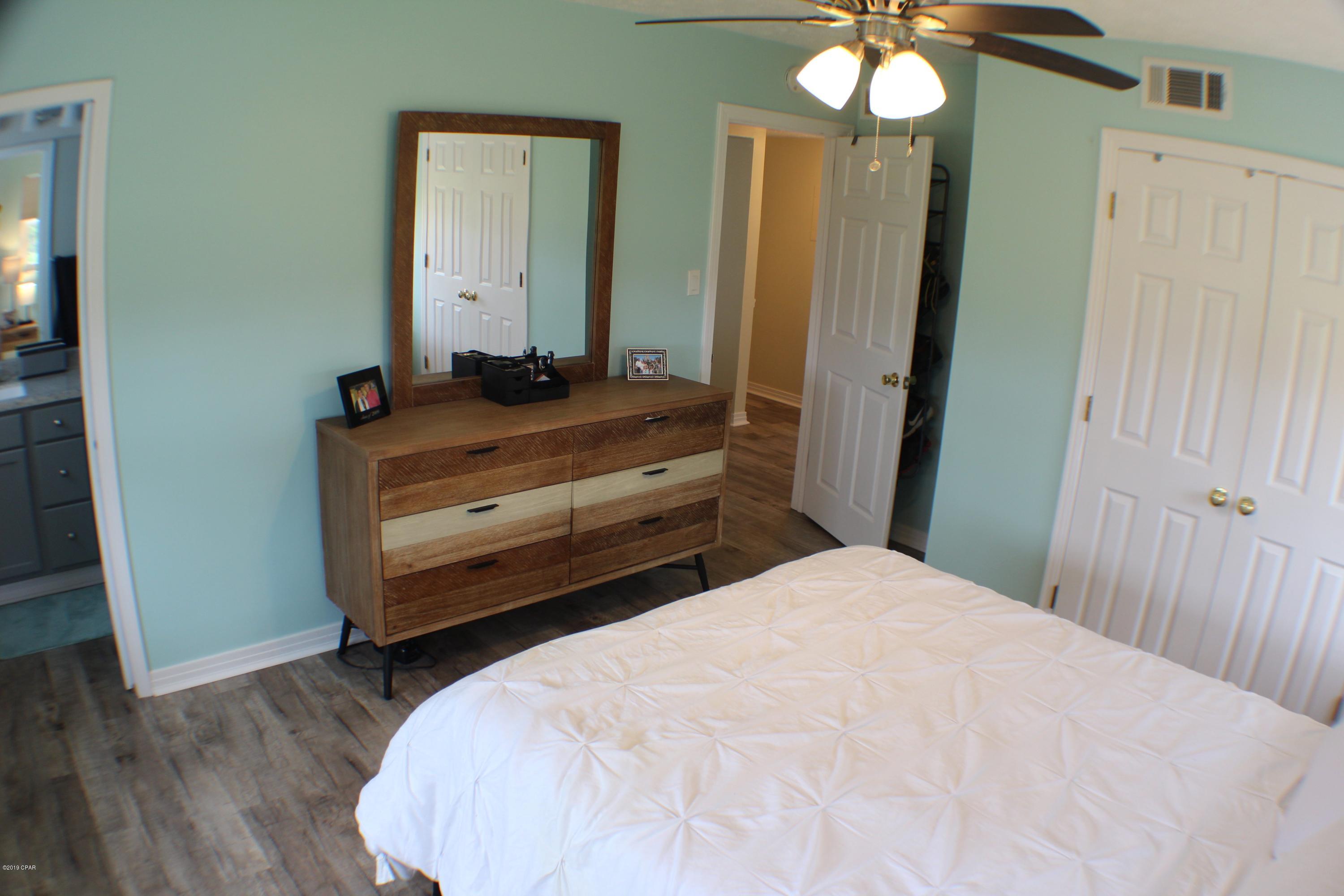 Pretty Bayou Hts 1st - Residential