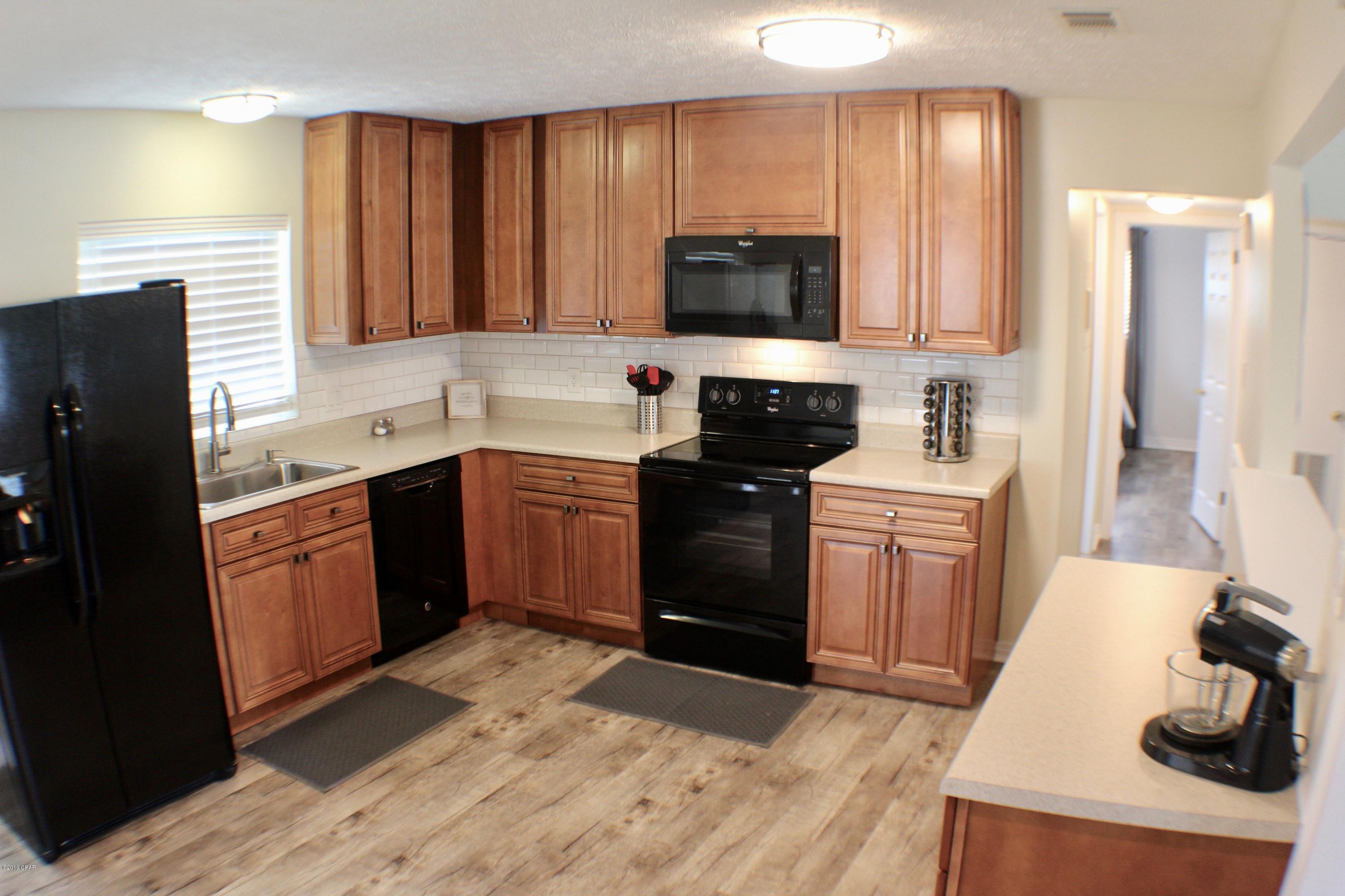 Pretty Bayou Hts 1st - Residential