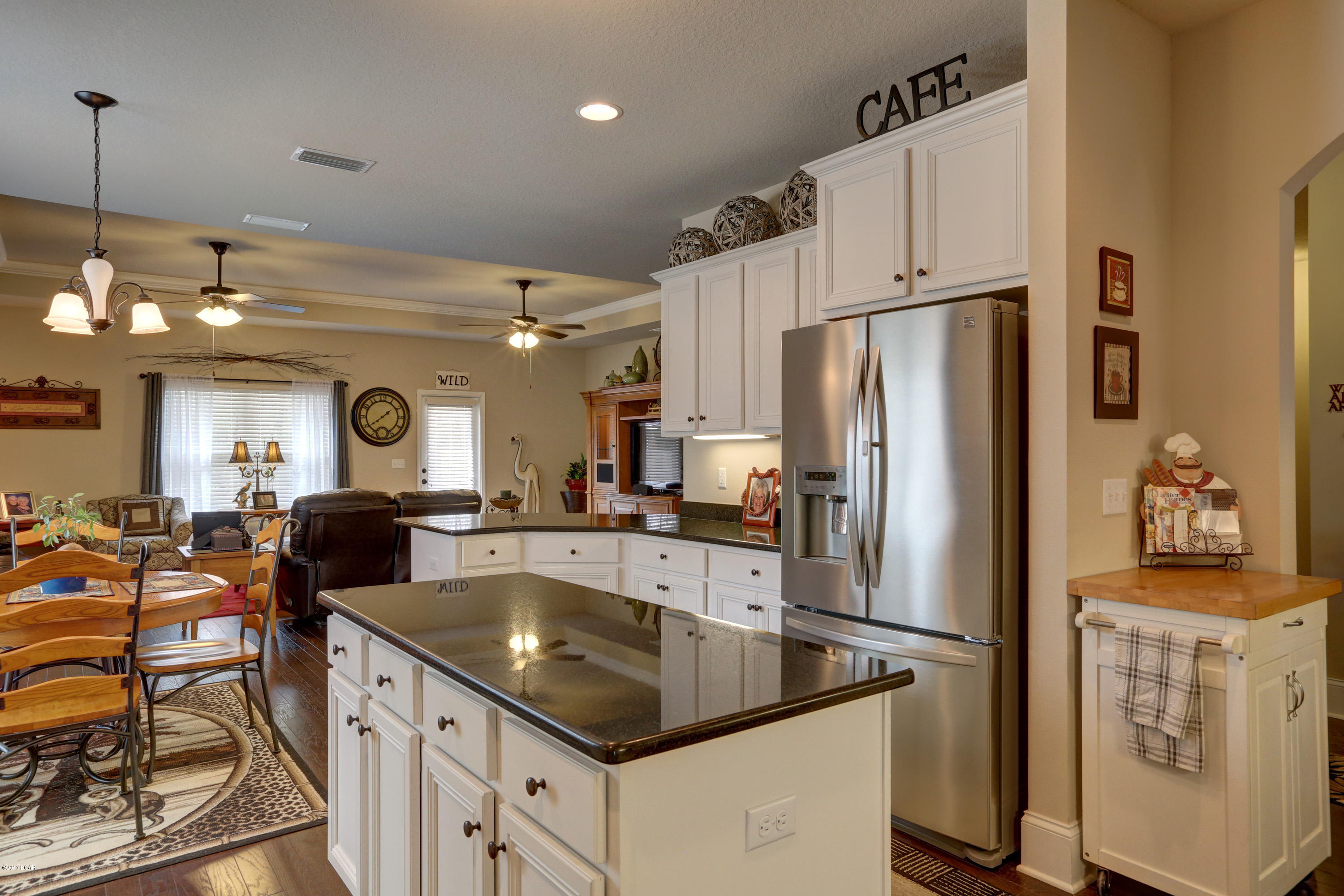 Lake Merial - Residential