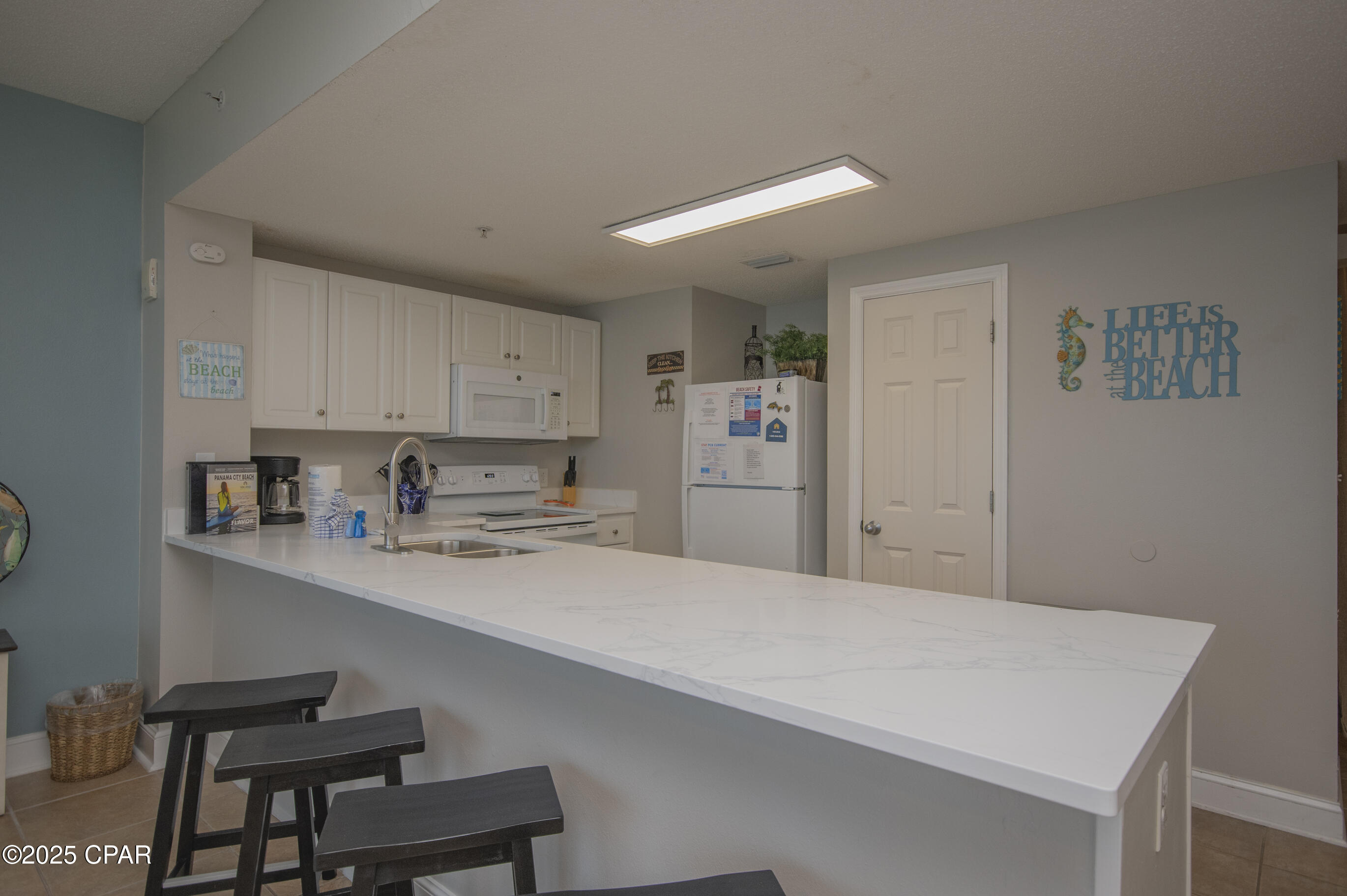 Majestic Beach Tower I - Residential