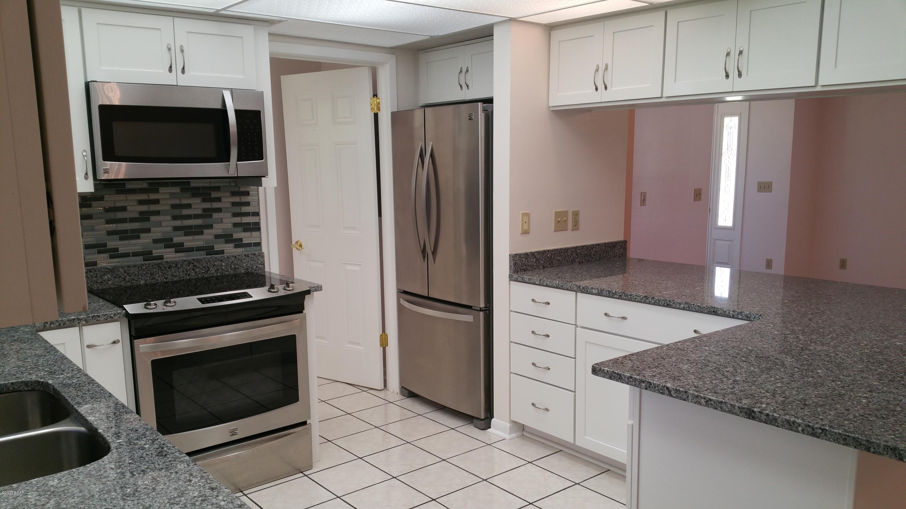 Baywood Shores Estates - Residential