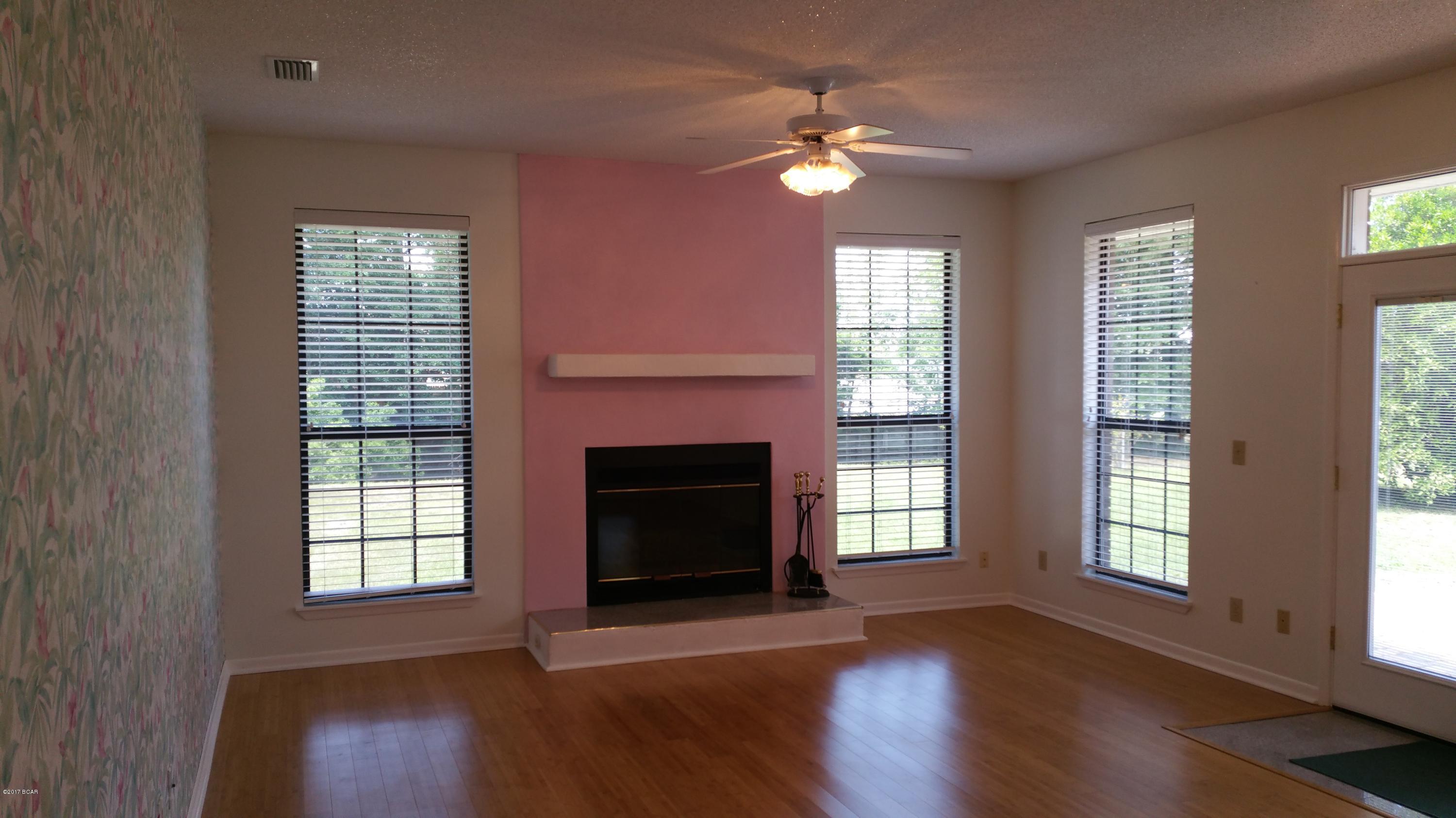 Baywood Shores Estates - Residential