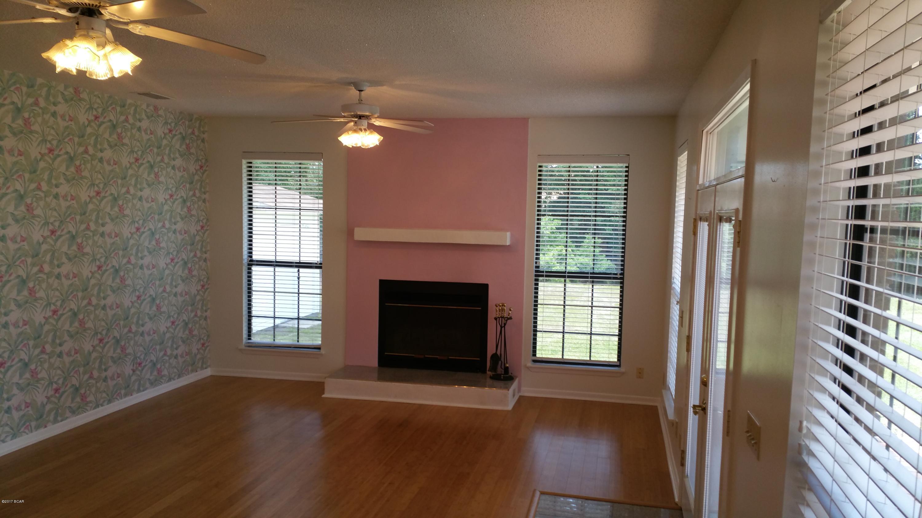 Baywood Shores Estates - Residential