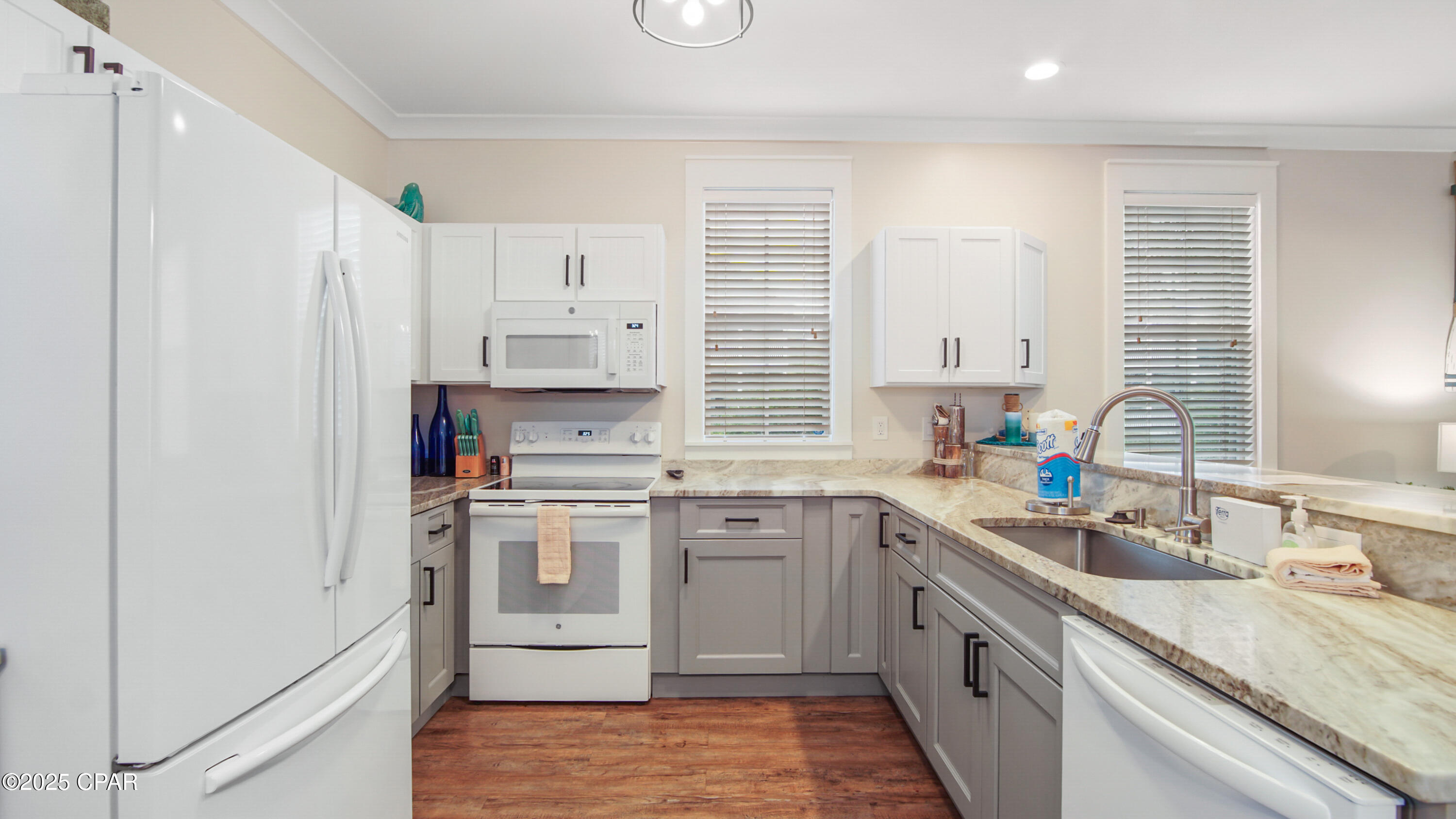 Barefoot Cottages - Residential