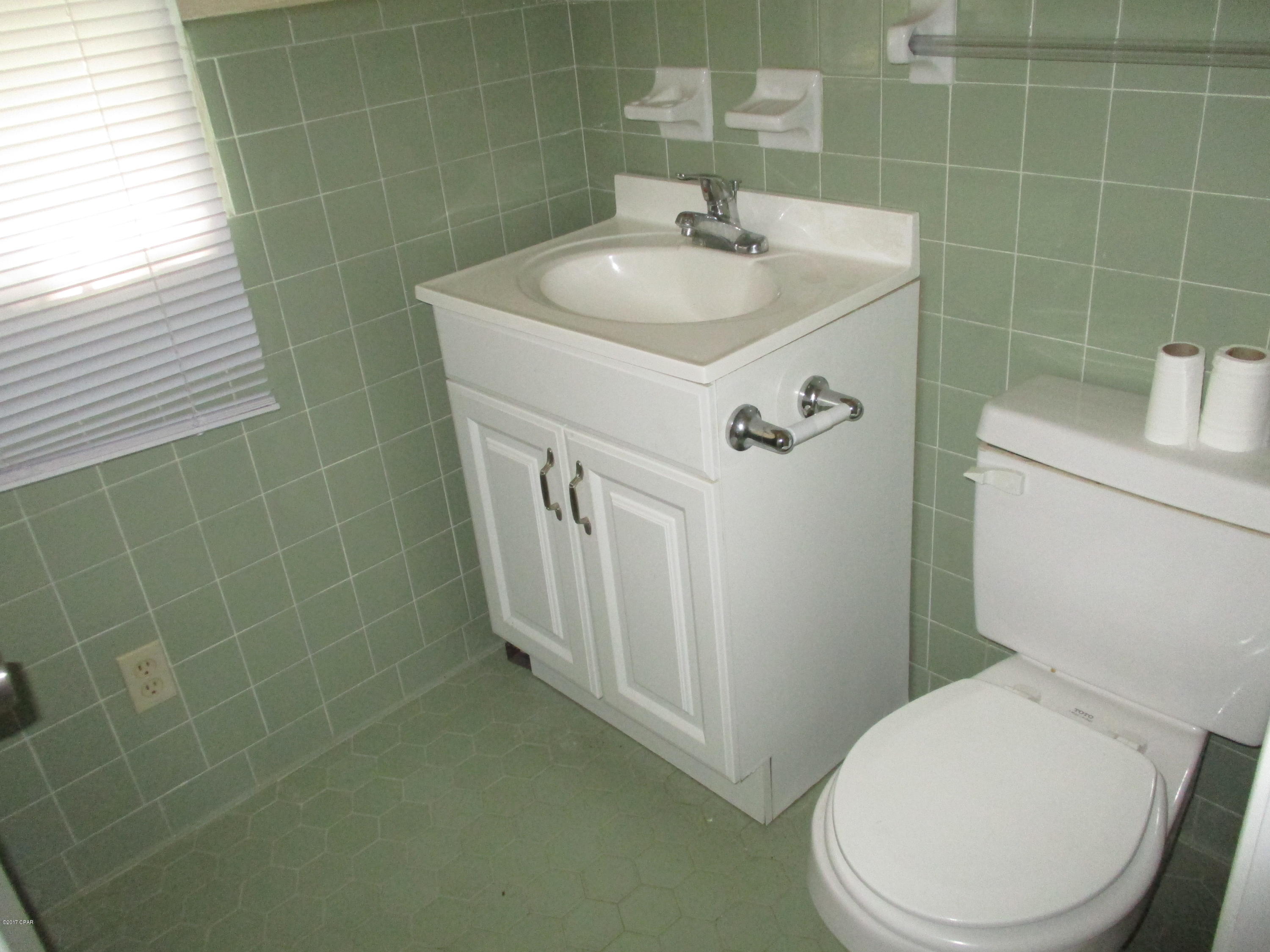 Keiths Bay Harbor Add - Residential