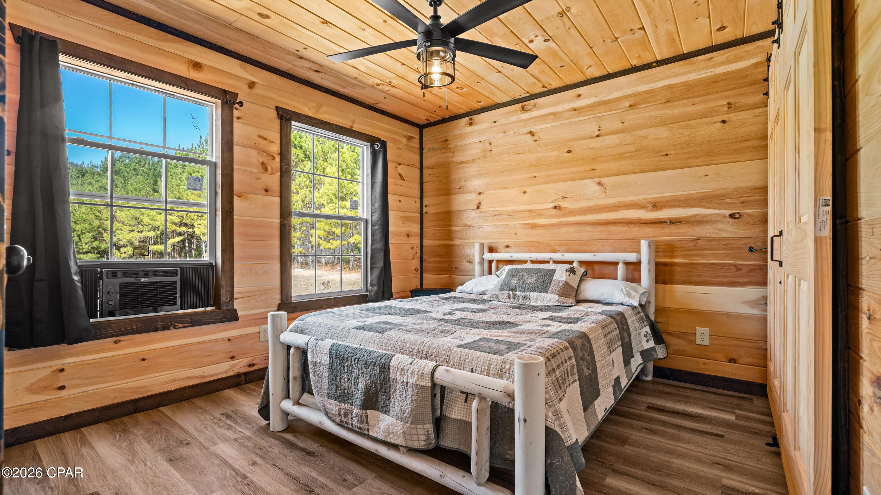 [No Recorded Subdiv] - Land