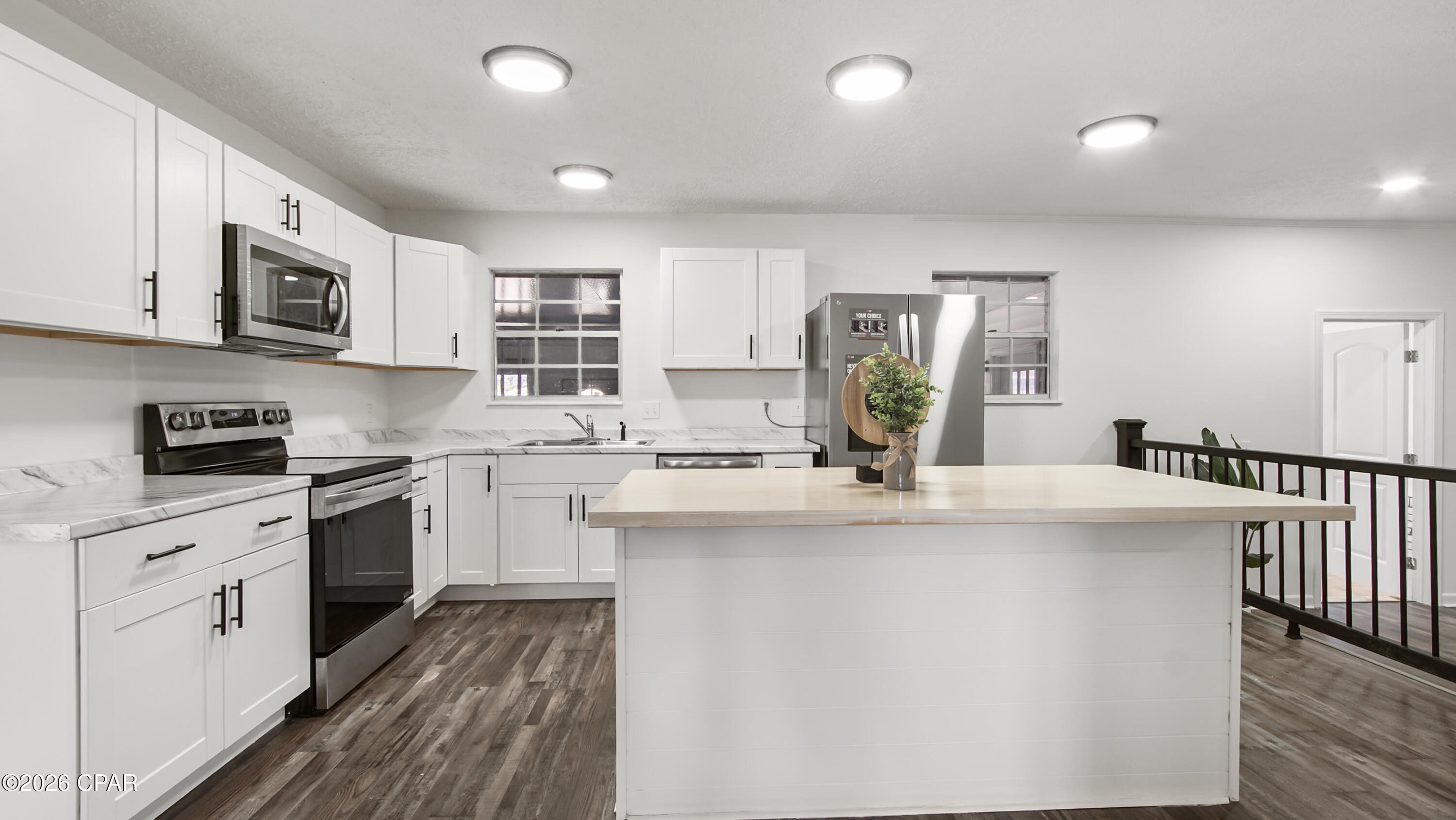 Lannie Rowe Lake Ests - Residential