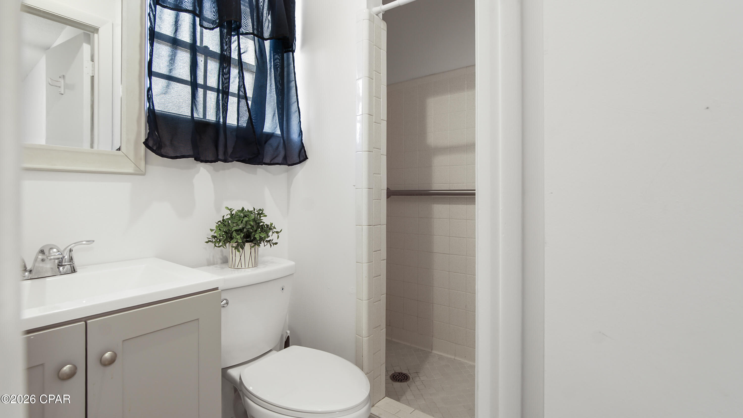 Lannie Rowe Lake Ests - Residential