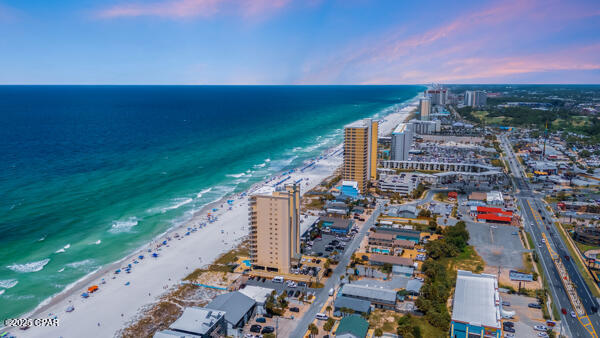 Grande Surf Club Condo - Residential