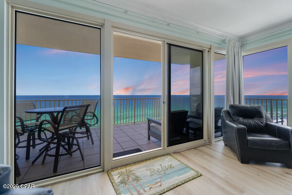 Grande Surf Club Condo - Residential
