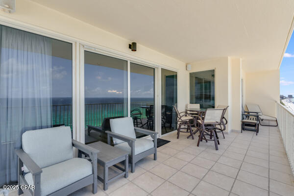 Grande Surf Club Condo - Residential