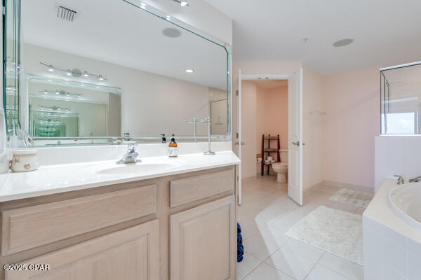 Grande Surf Club Condo - Residential