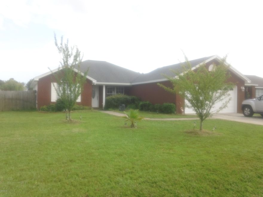 All property sizes and ages are approximate, please measure and/or verify if important. 

School assignments are subject to change, please check with Bay County for most accurate information.

Deposit is the same as the rent.Pets allowed with owner approval and NON REFUNDABLE pet fee applies per pet.  Breed restrictions apply.