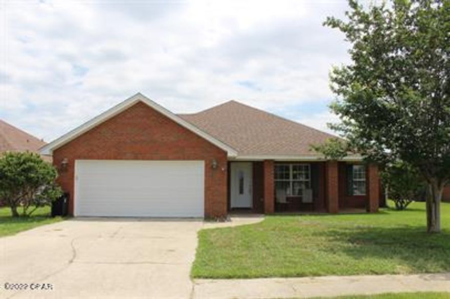 Modern 3 bed 2 bath brick home with a covered patio 

 and a fenced back yard. 

REQUIREMENTS TO RENT:  Each applicant over 18 MUST apply online FIRST at https://fullsailrealty.managebuilding.com/Resident/rental-application/new, we will run a background check and call you to set up a showing appointment within 1 business day. Visit our website to confirm availability and see all qualifications.  ONLY IF YOU DECIDE TO RENT after your showing, we will accept your application fees and complete final approvals prior to Lease signing. Call the office for questions.  We look forward to being the BEST property management company you have ever worked with!  Security Deposit on this property is optional thru Obligo.