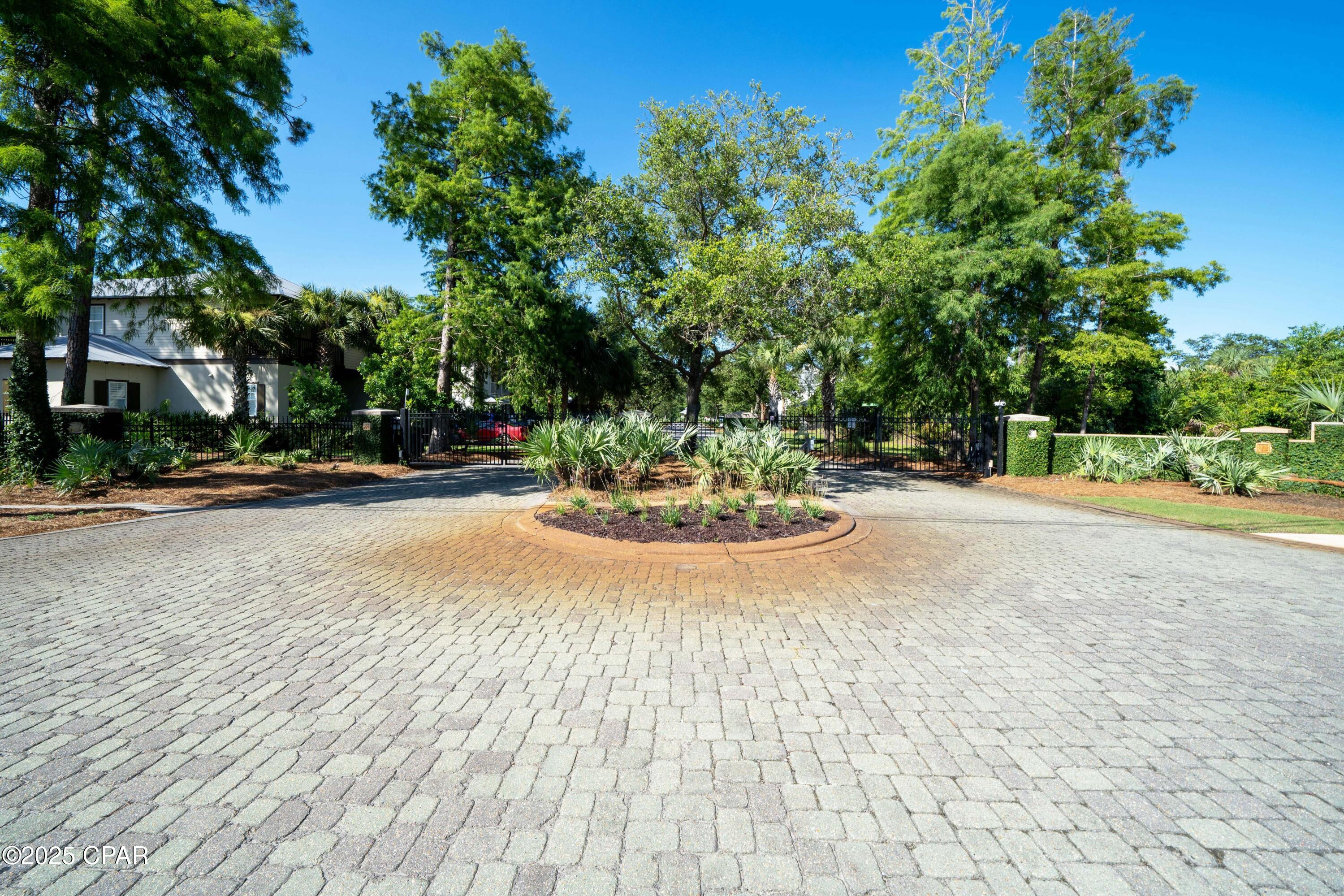 Martinique Phase I - Land